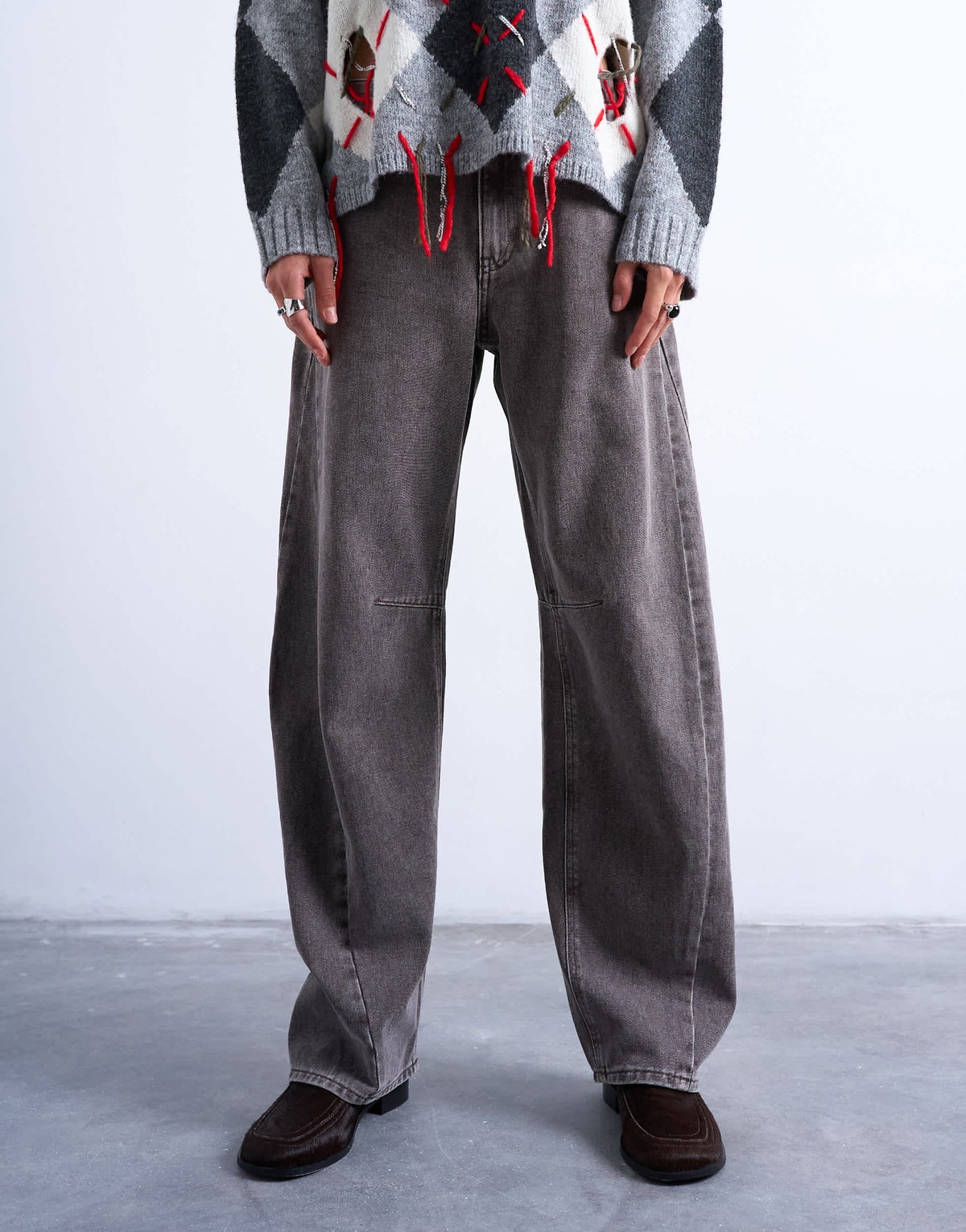 Topshop Barrel mid rise jean with seam detail in otter