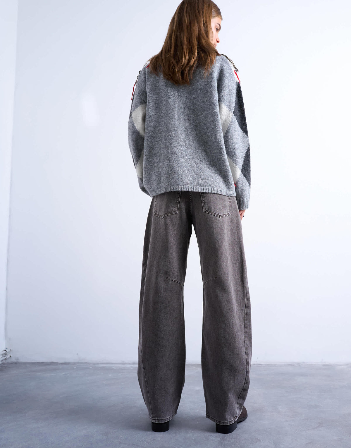 Topshop Barrel mid rise jean with seam detail in otter