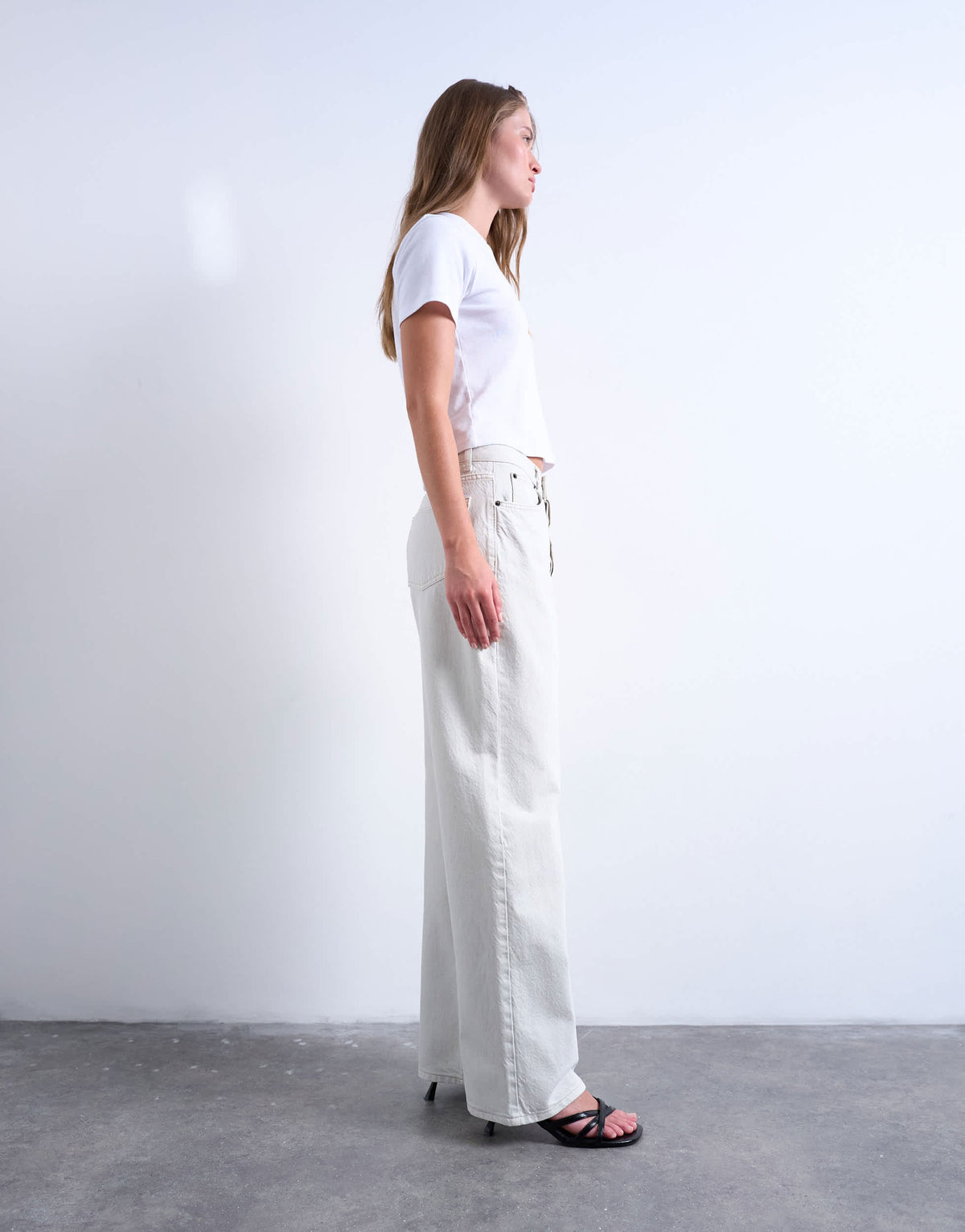 Topshop Column mid rise jeans in bone