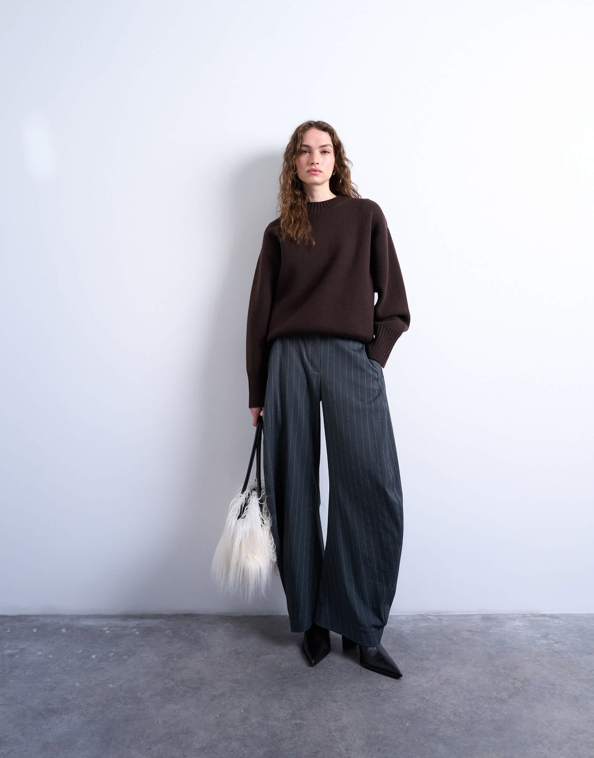 Topshop knitted chunky all needle clean crew jumper in chocolate