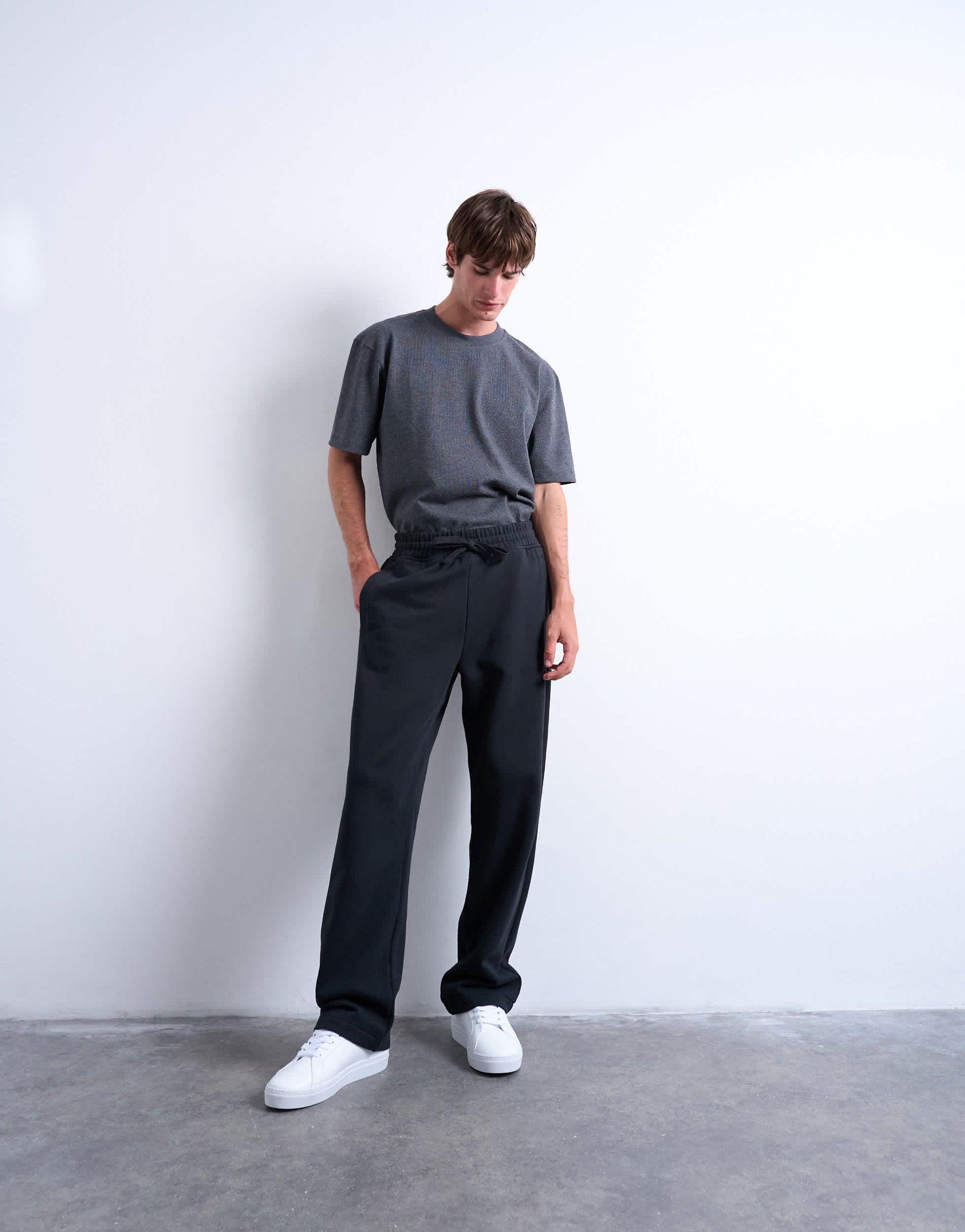 Topman heavyweight straight leg jogger in black