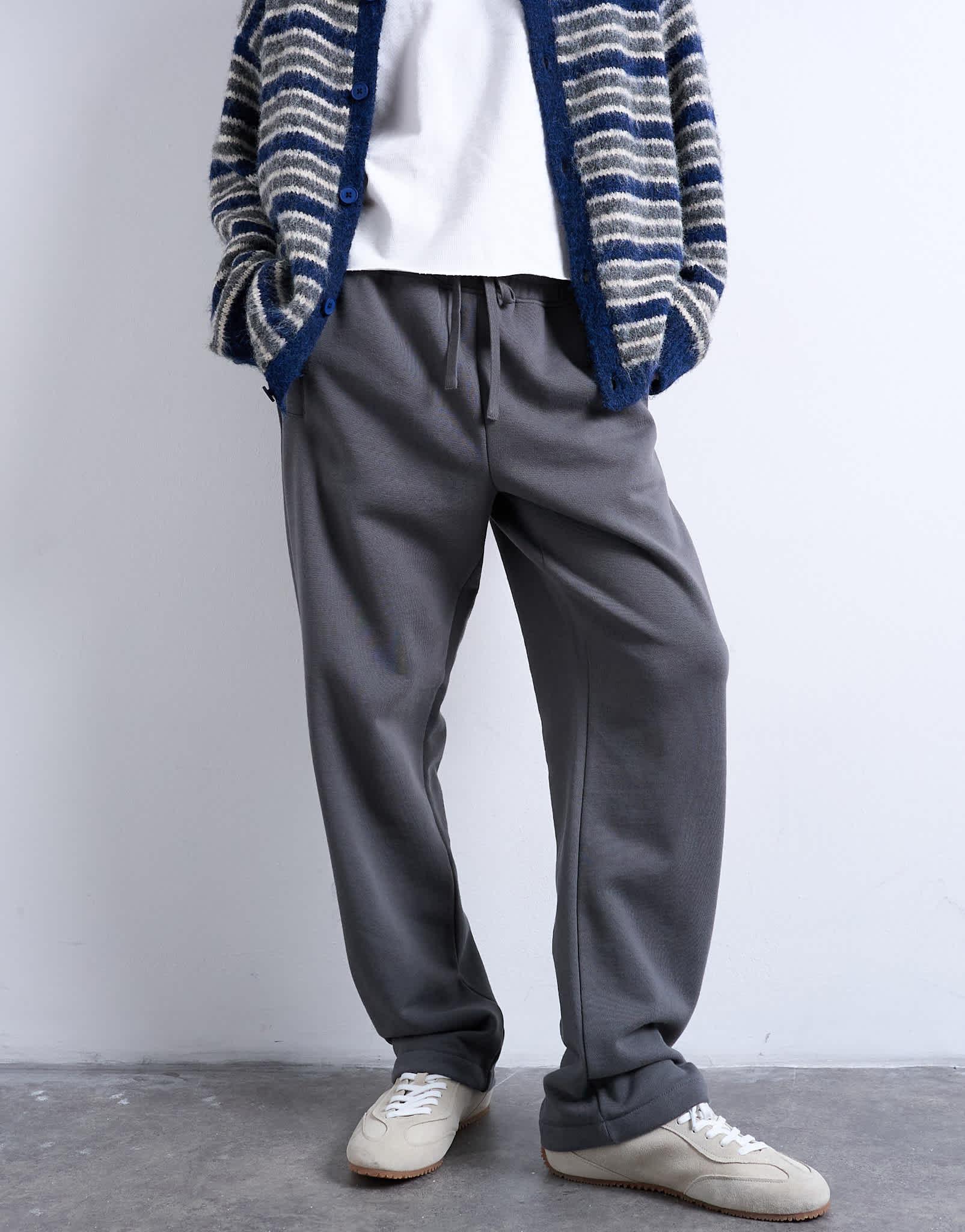 Topman heavyweight straight leg jogger in charcoal