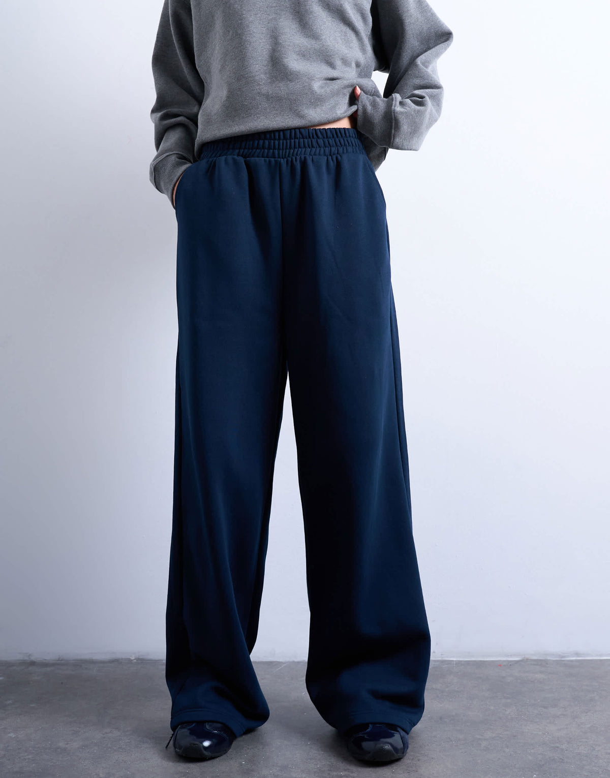 Topshop straight leg jogger in navy
