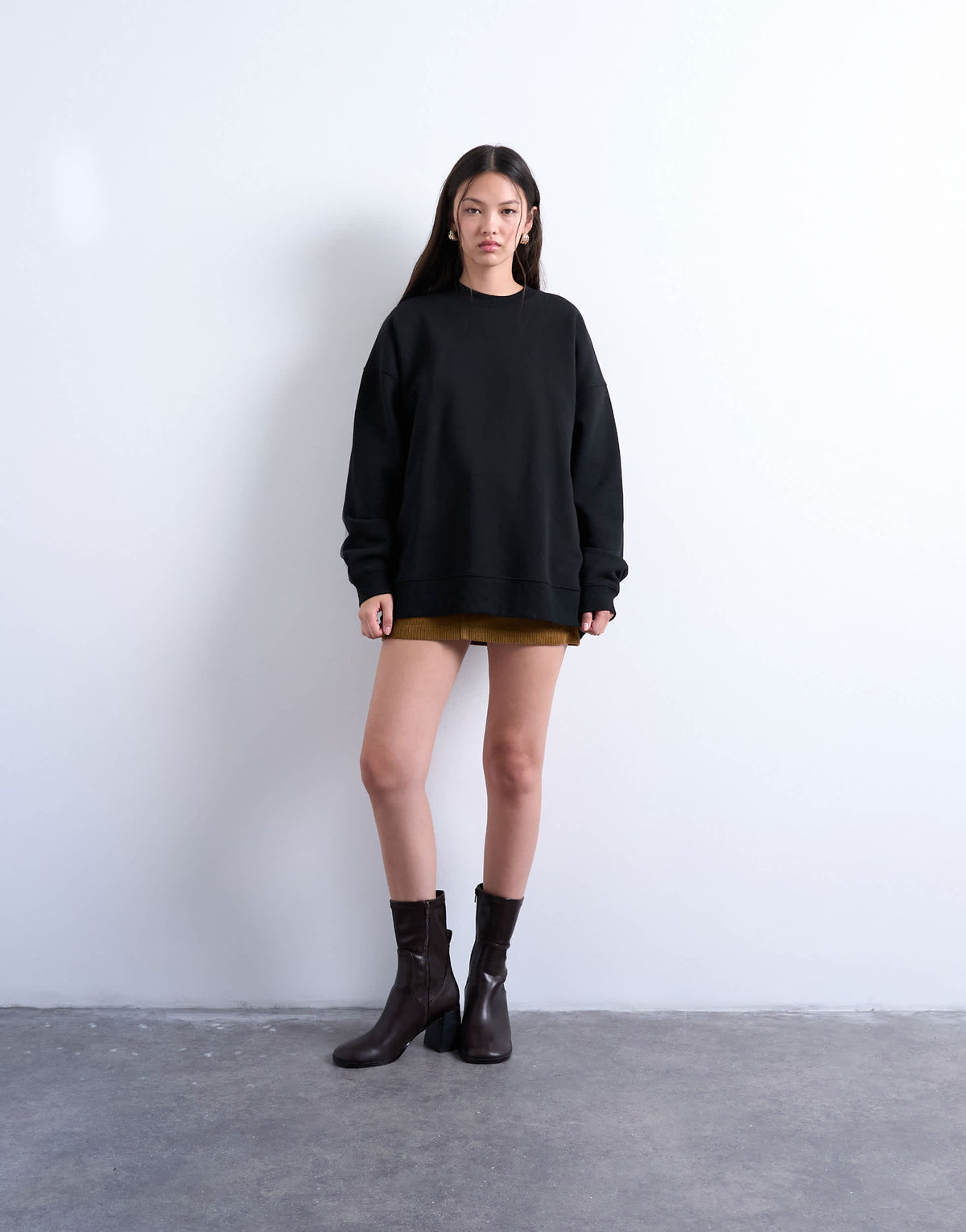 Topshop longline oversized sweat in black - BLACK