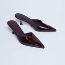 Mule Topshop Ivette en cuir verni croco bordeaux à bout fermé