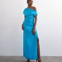 Robe midi Topshop à épaules dénudées, bleu électrique doux au toucher