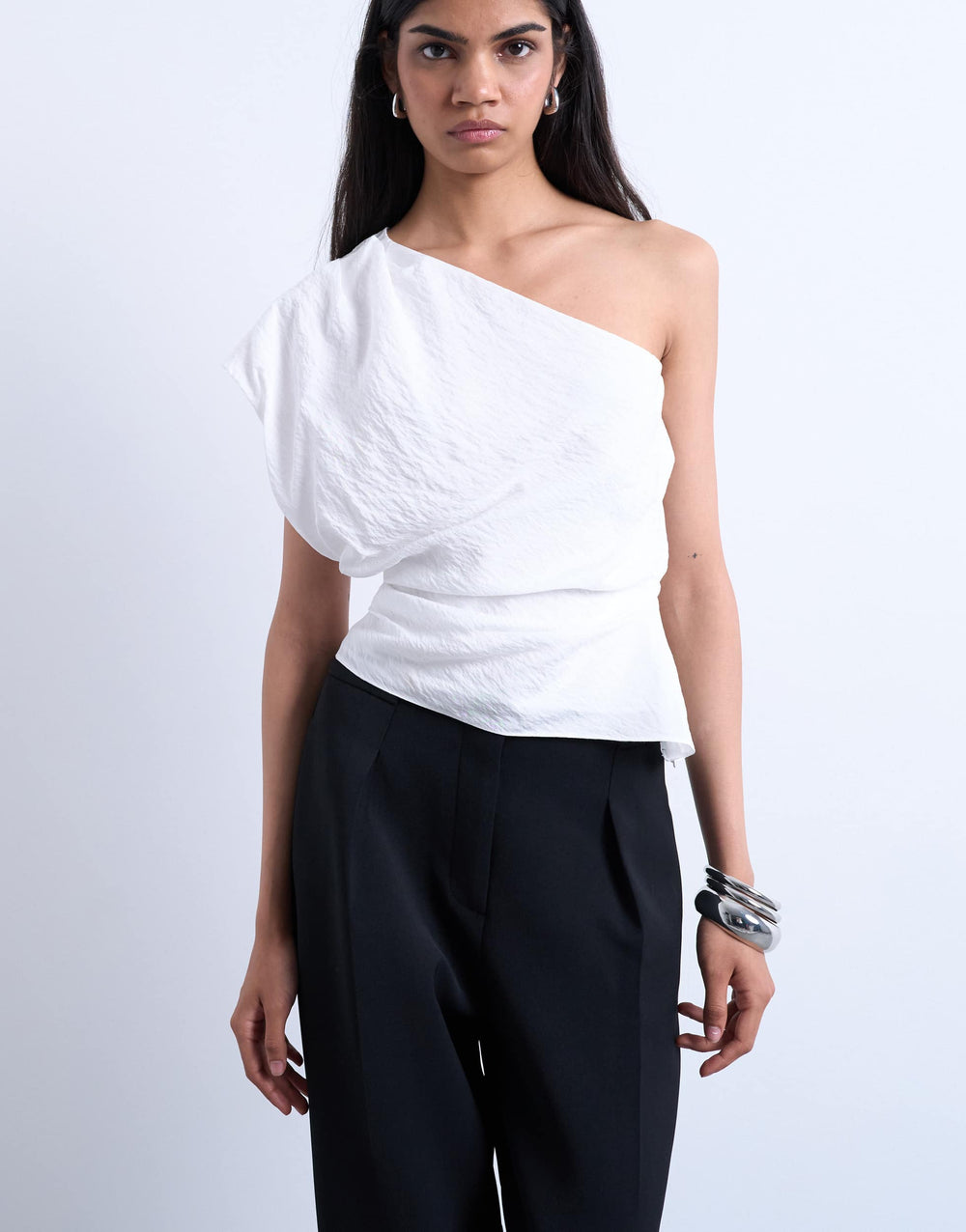 Topshop One-Shoulder-Top in Weiß