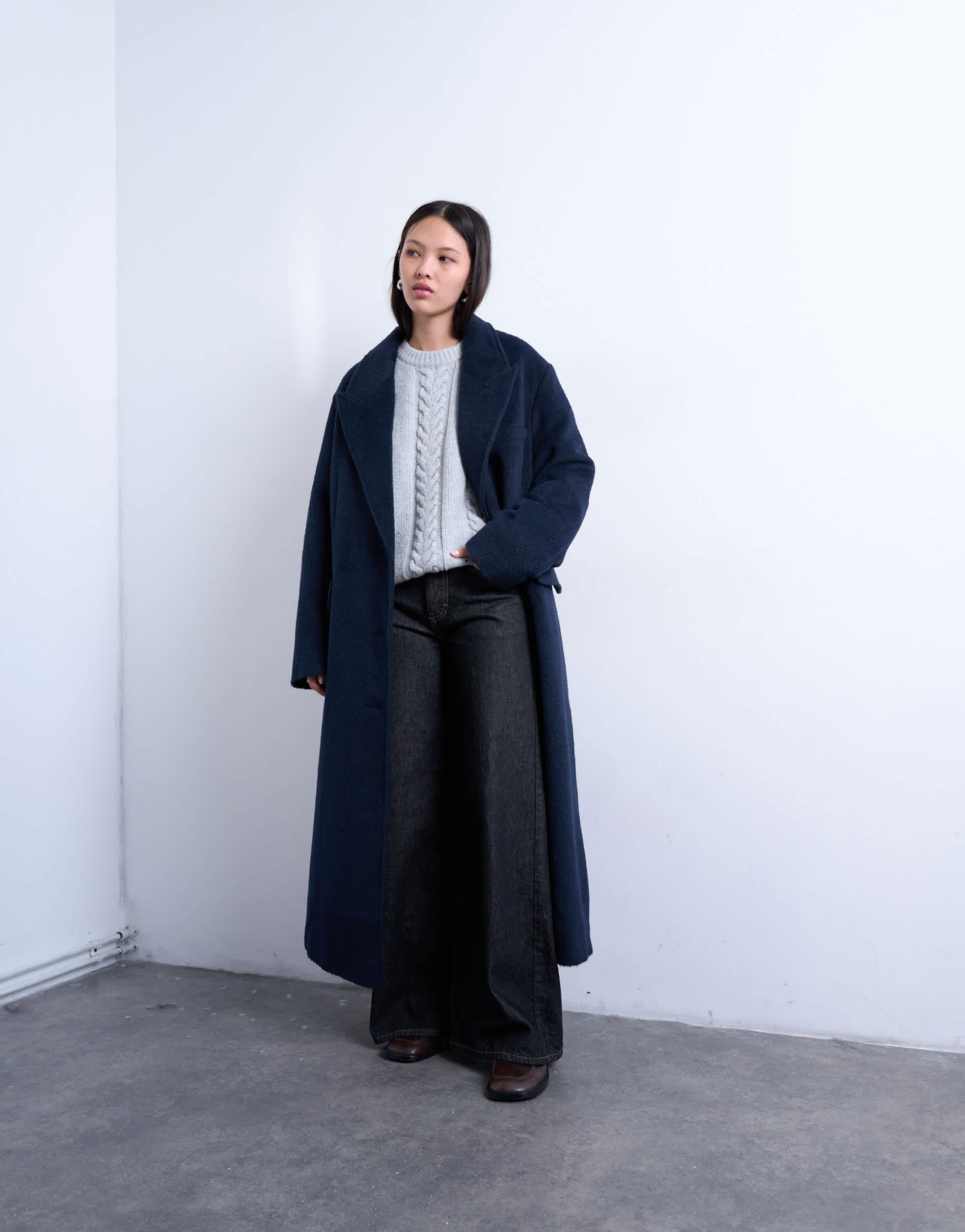 Manteau Topshop à trois boutons en laine brossée bleu marine