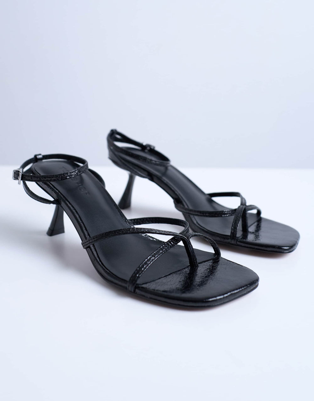 Topshop Ila toe loop mid heel sandal in black