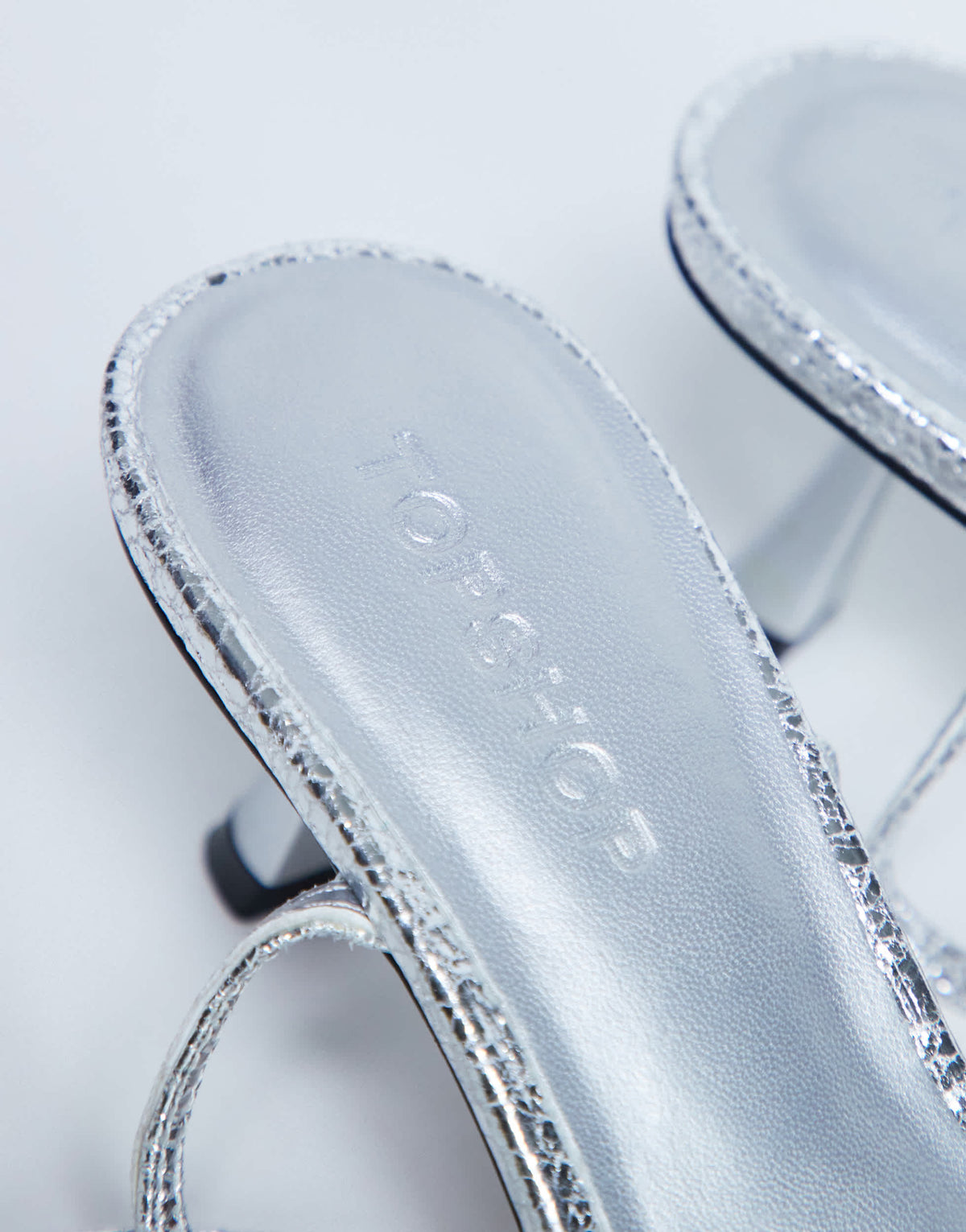 Topshop Ila toe loop mid heel sandal in silver
