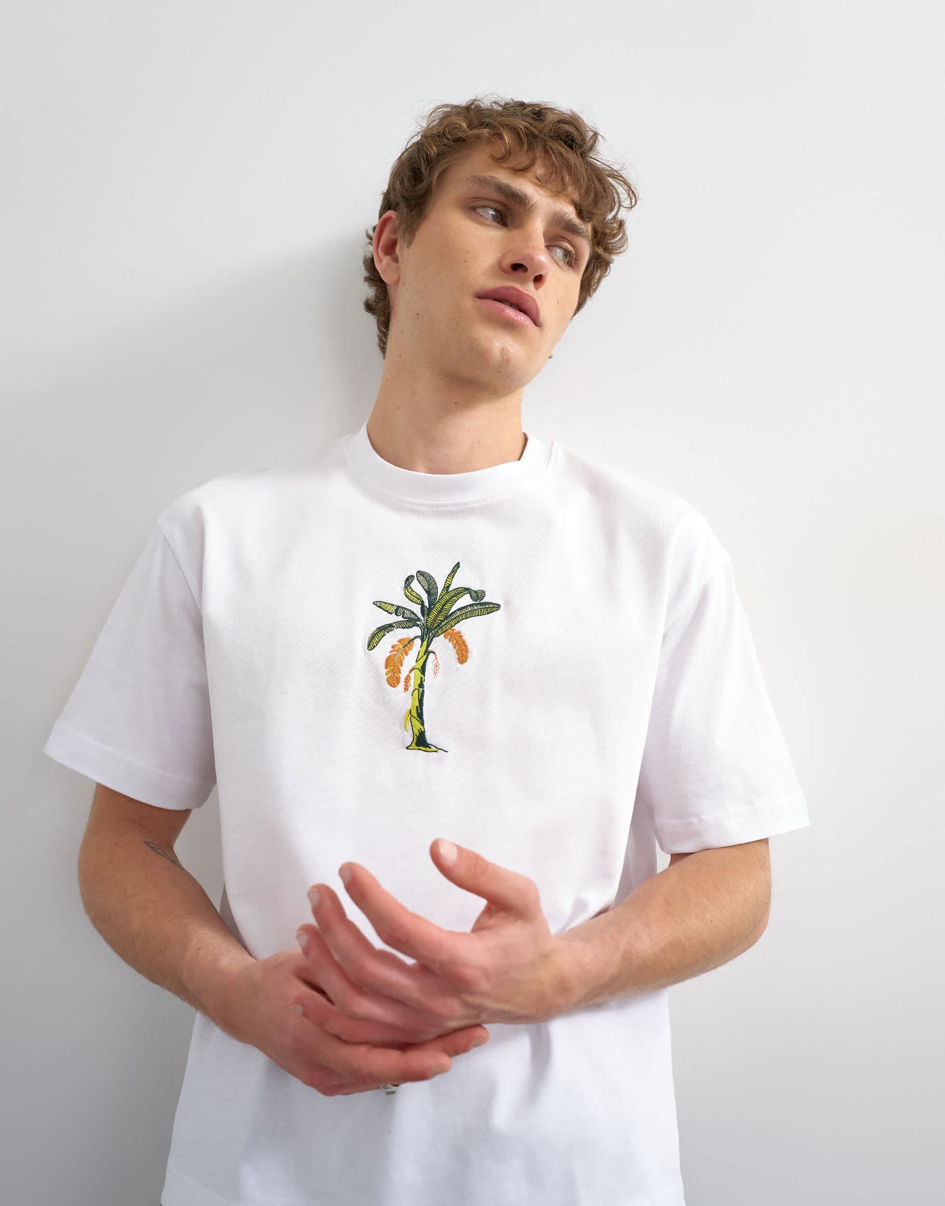Topman crop fit palm embroidery in white