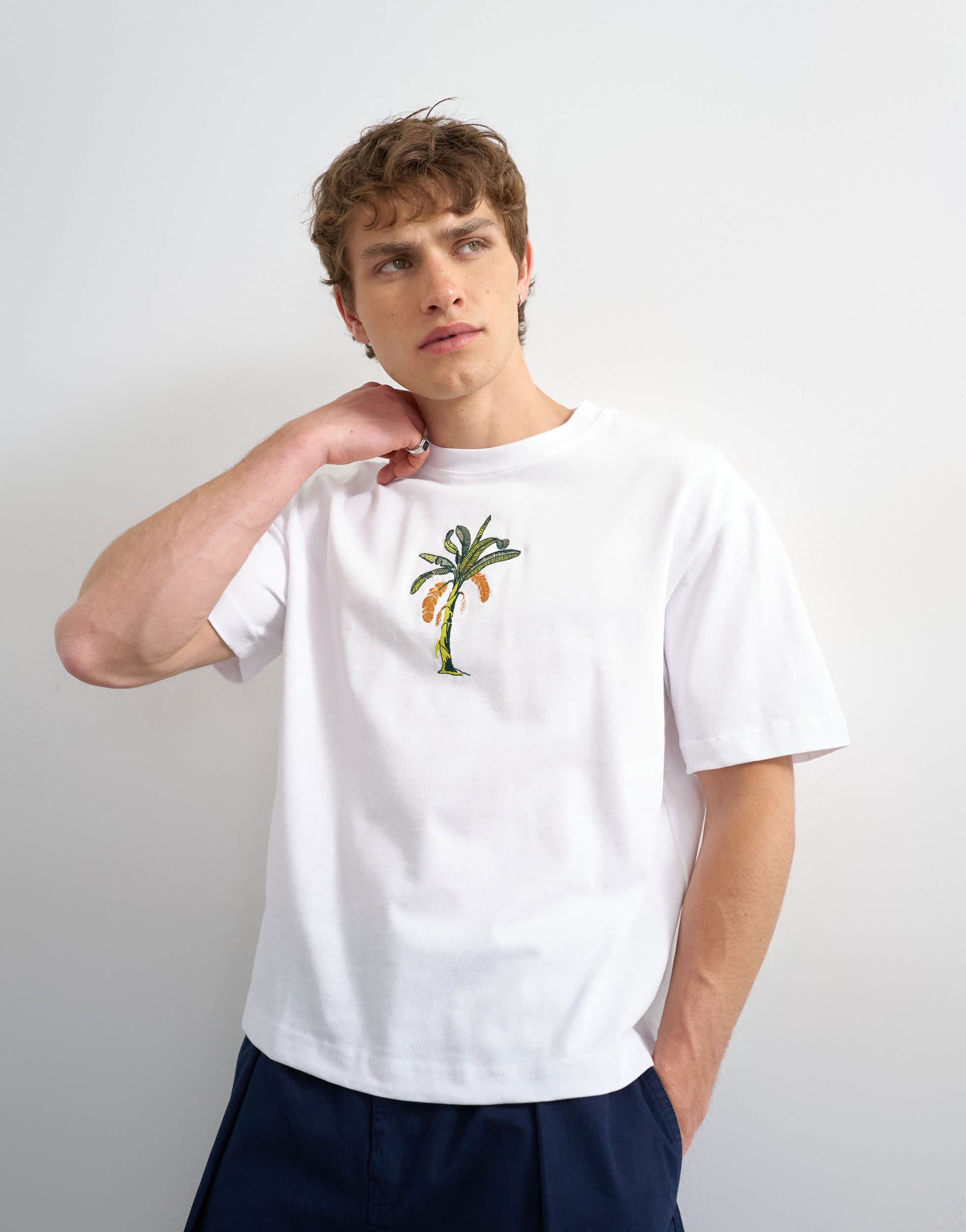 Topman crop fit palm embroidery in white