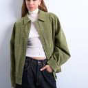 Veste Topshop en suédine verte avec fermeture éclair et coutures apparentes.