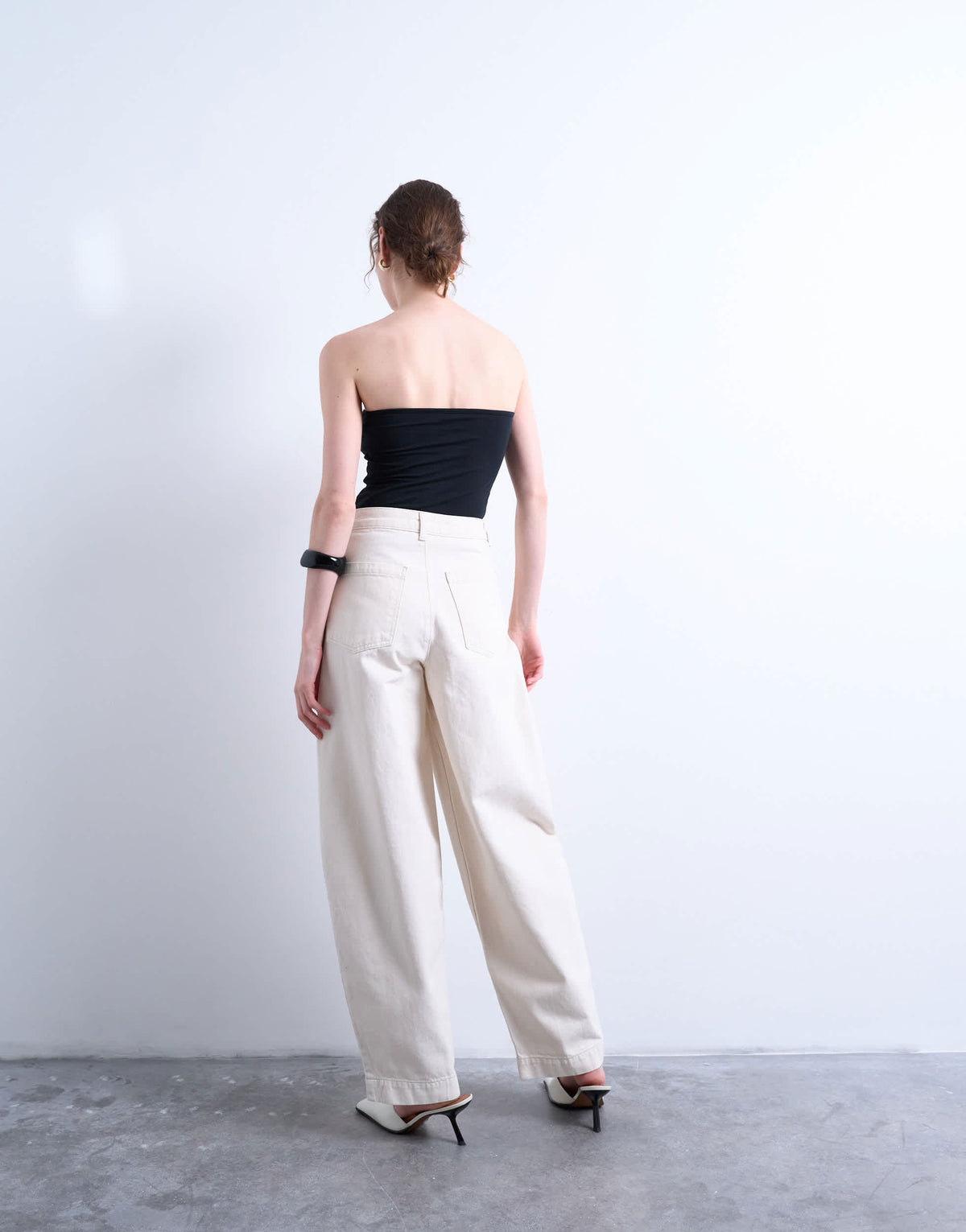 Topshop smart barrel leg trouser in ecru