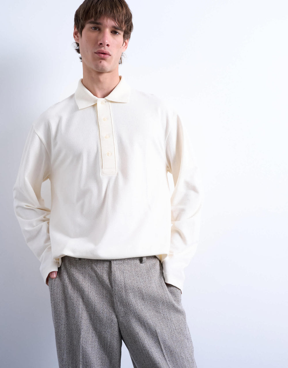 Topman Poloshirt mit Langarm, relaxter Passform und strukturierter Naht in Ecru