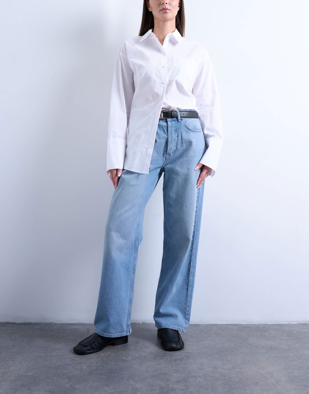 Topshop Hourglass mid rise loose fit straight jean in bleach