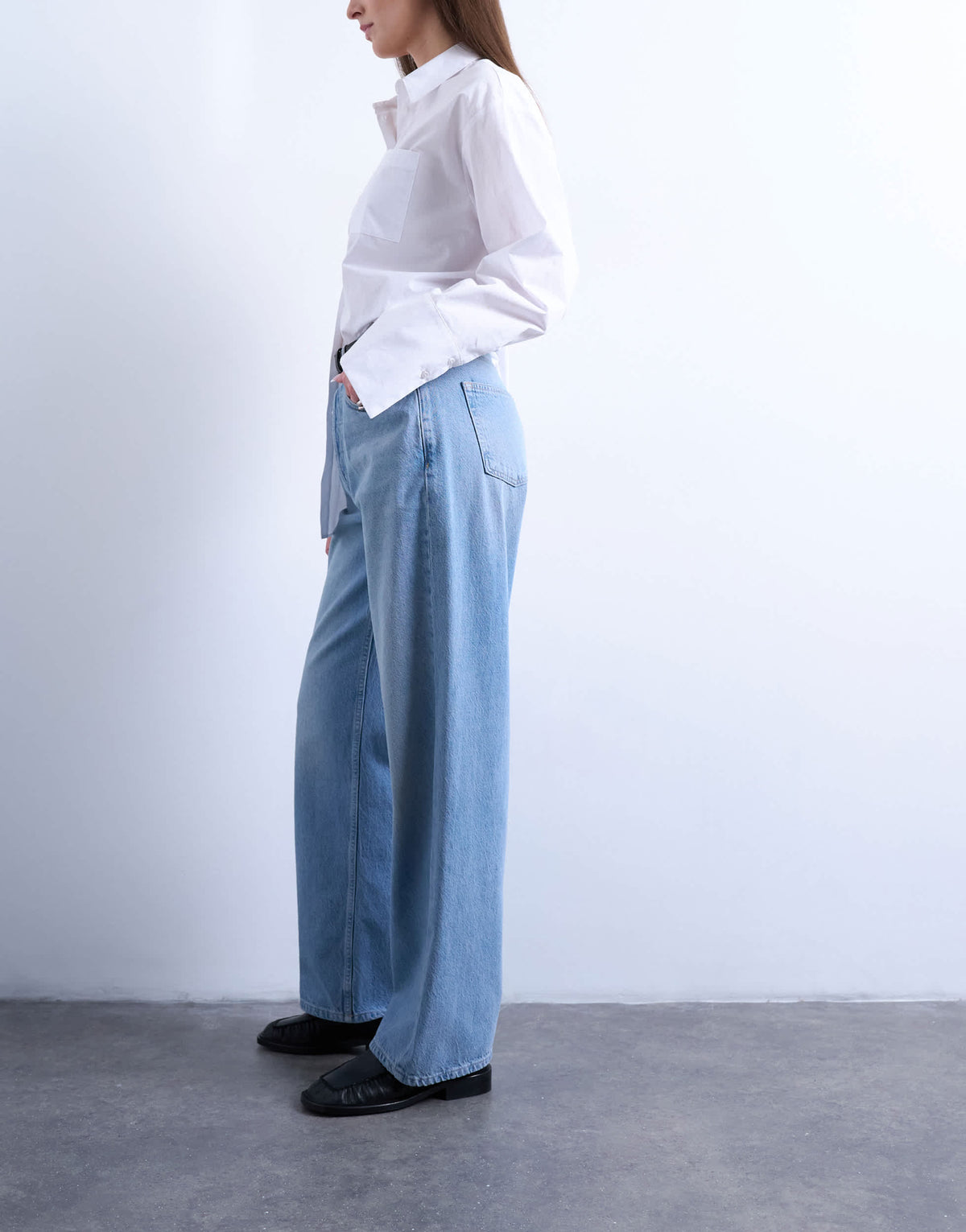 Topshop Hourglass mid rise loose fit straight jean in bleach