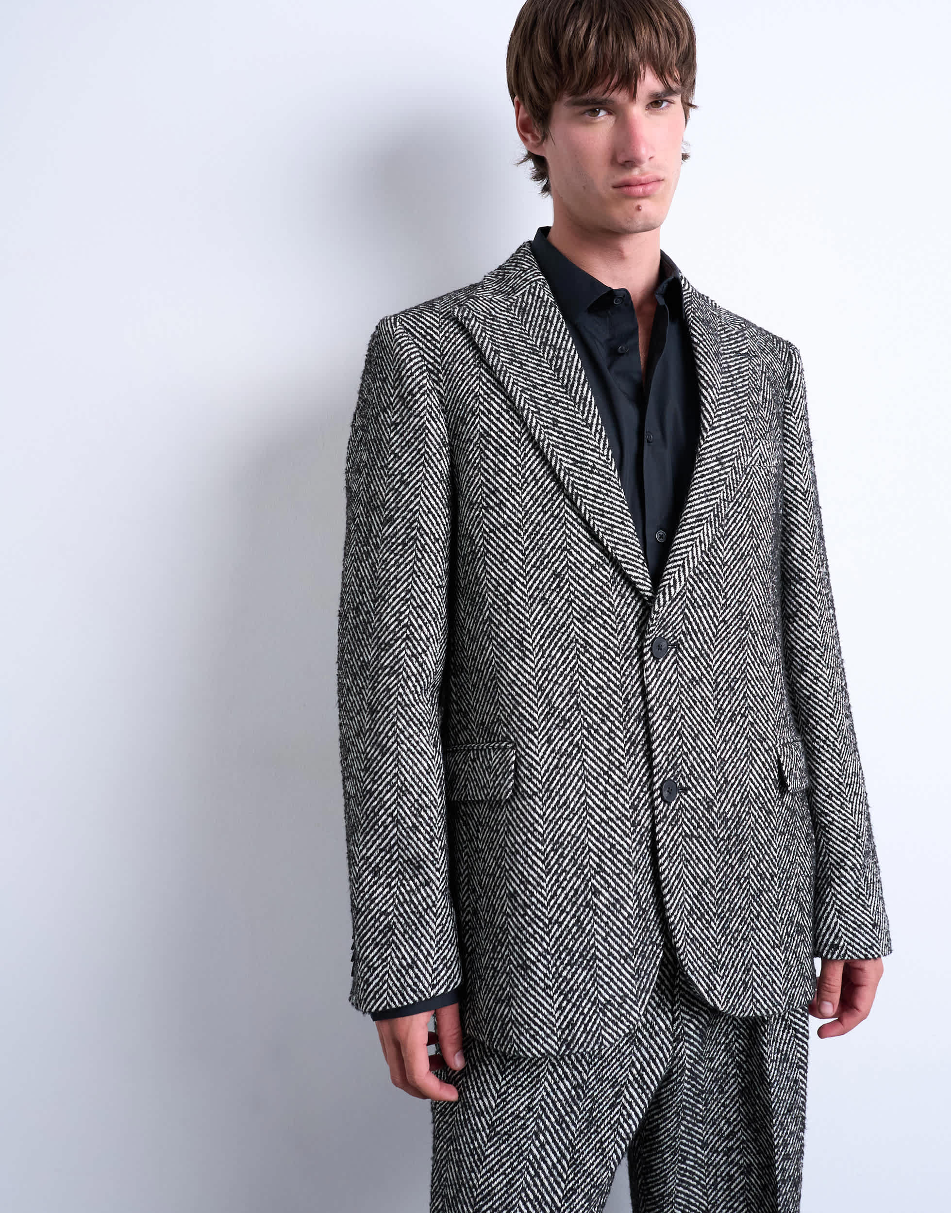Topman Relaxed Blazer aus Fischgrät-Wollmischung in Schwarz