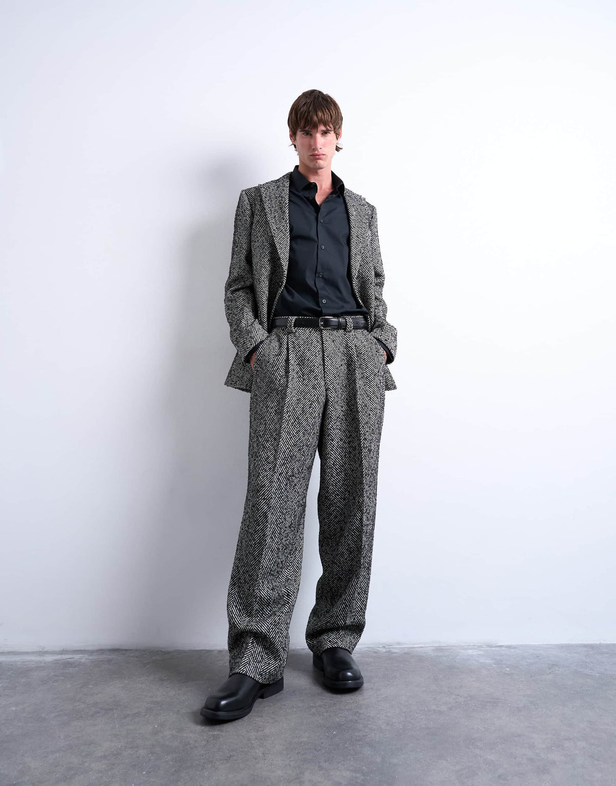 Topman relaxed herringbone wool blend blazer in black 