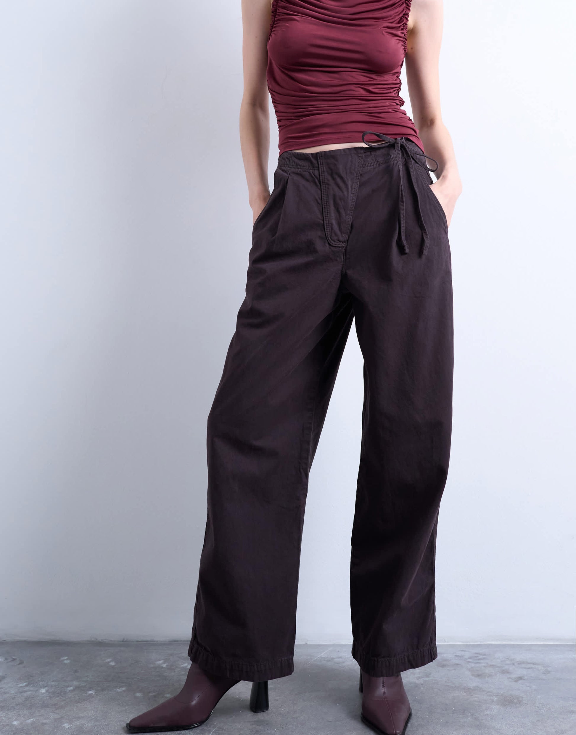 Topshop casual barrel flag trouser in chocolate