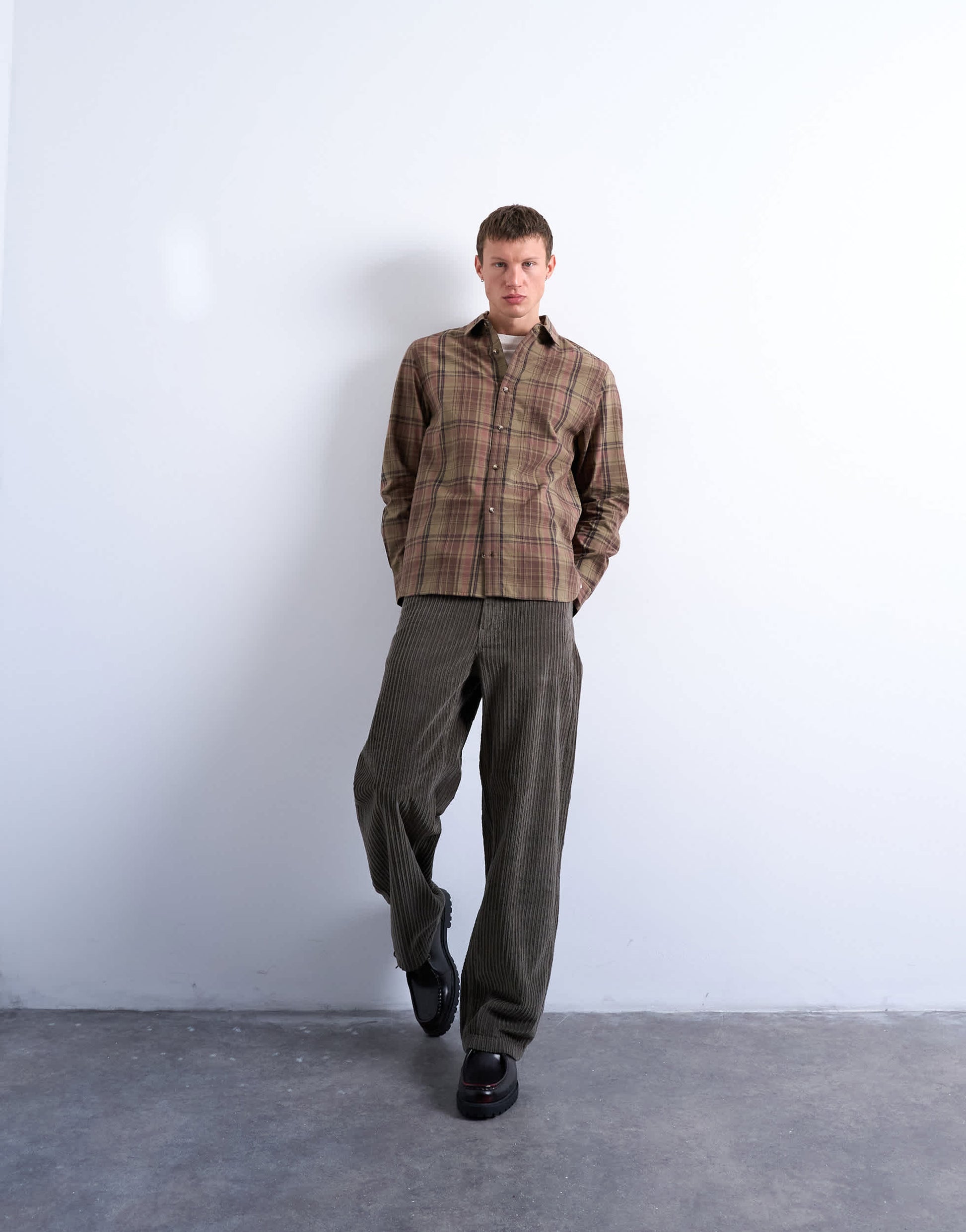 Topman regular fit poplin check shirt in green