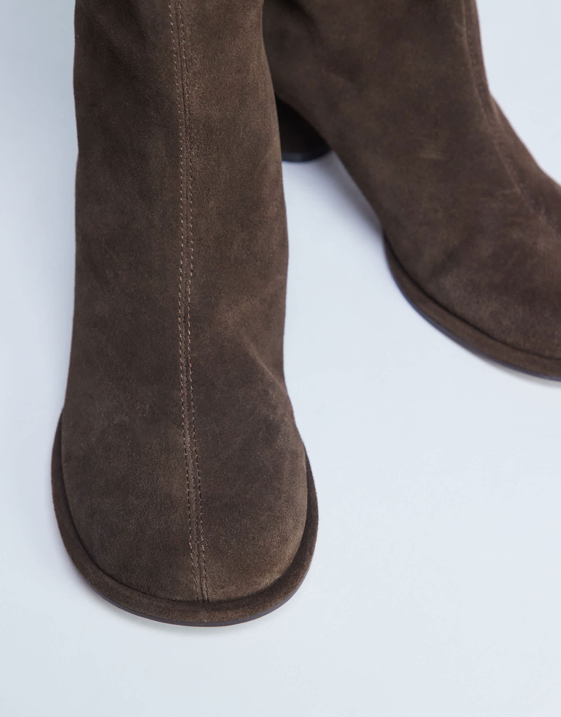 Topshop Thea real suede knee high block heel boot in chocolate