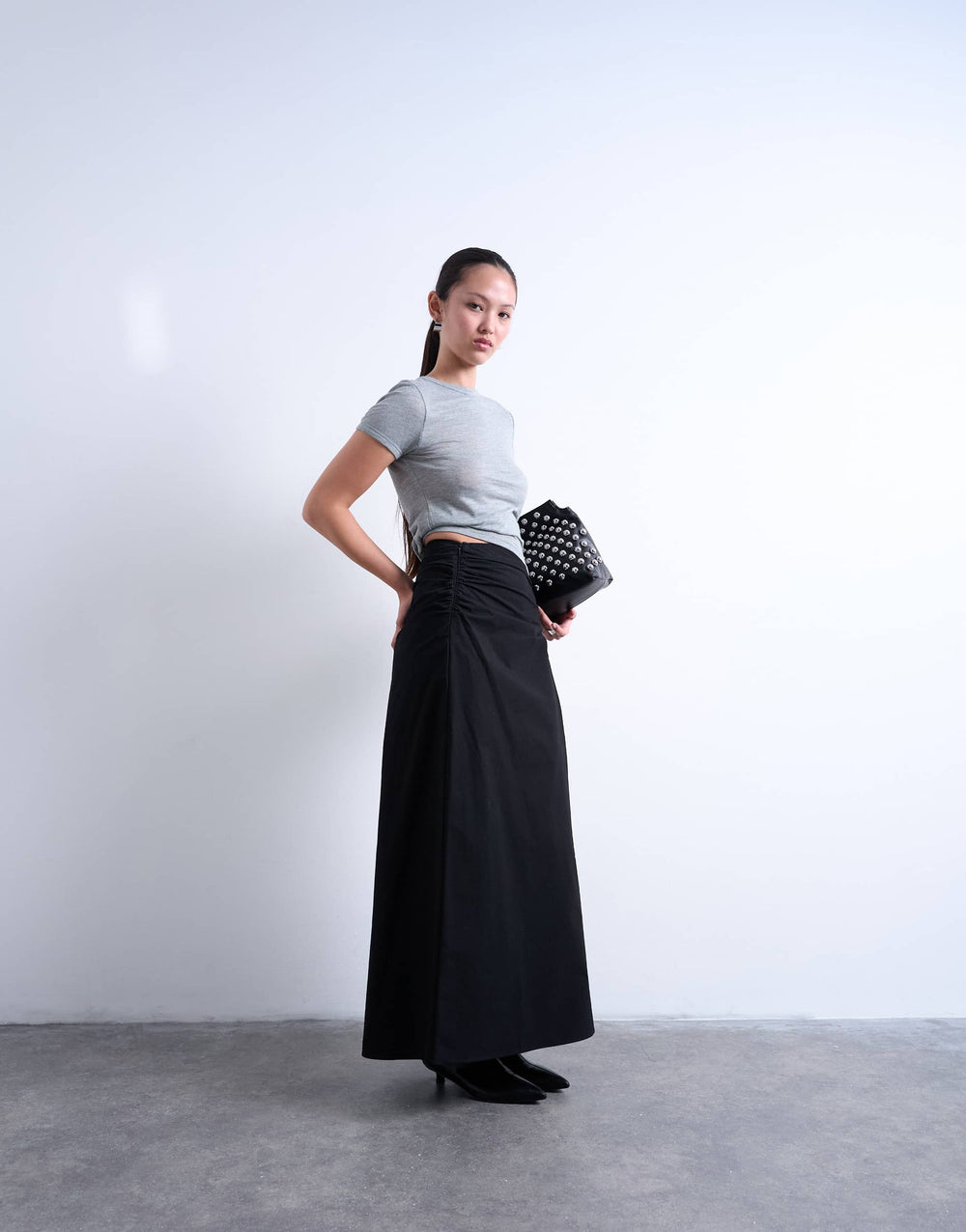 Jupe midi asymétrique froncée Topshop noire