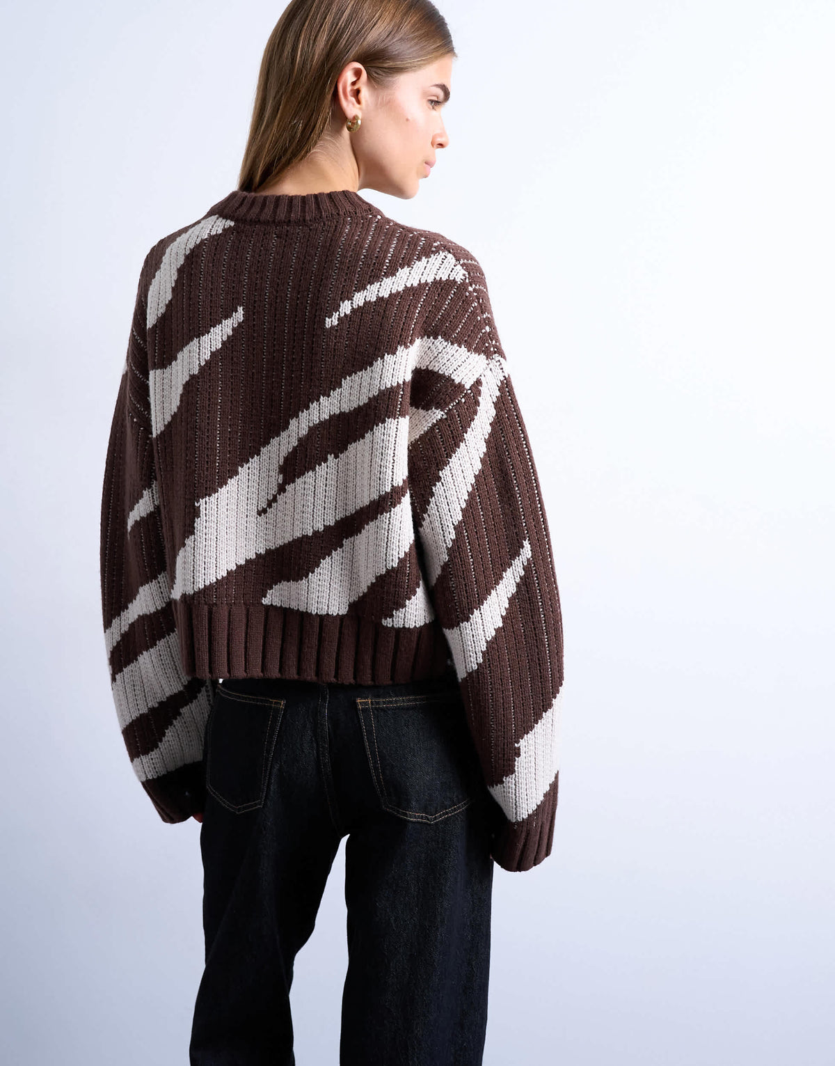 Topshop knitted abstract print jumper in chocolate