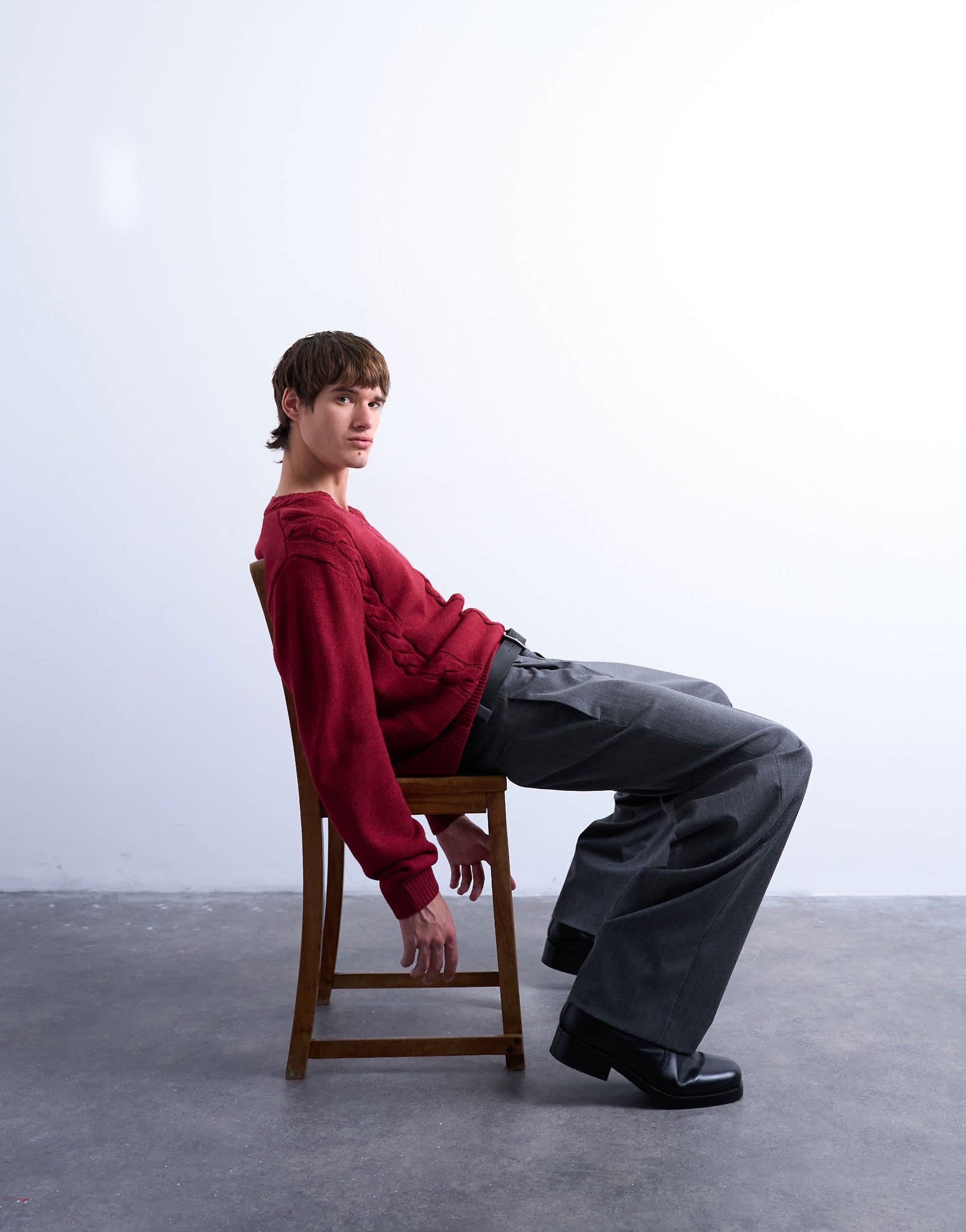 Topman relaxed fit v neck cable jumper in red