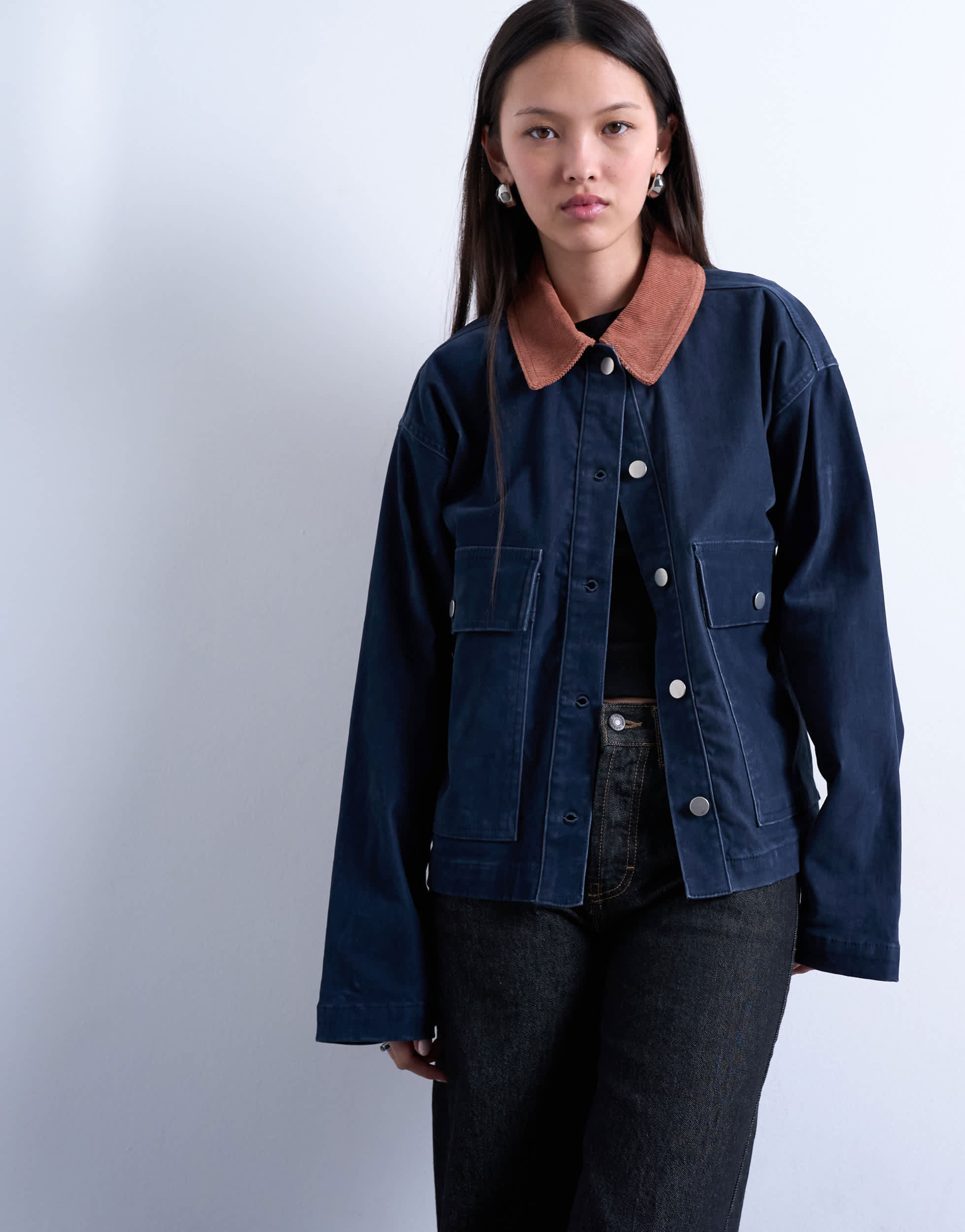 Topshop Cordjacke mit kontrastierendem Cordkragen in Marineblau