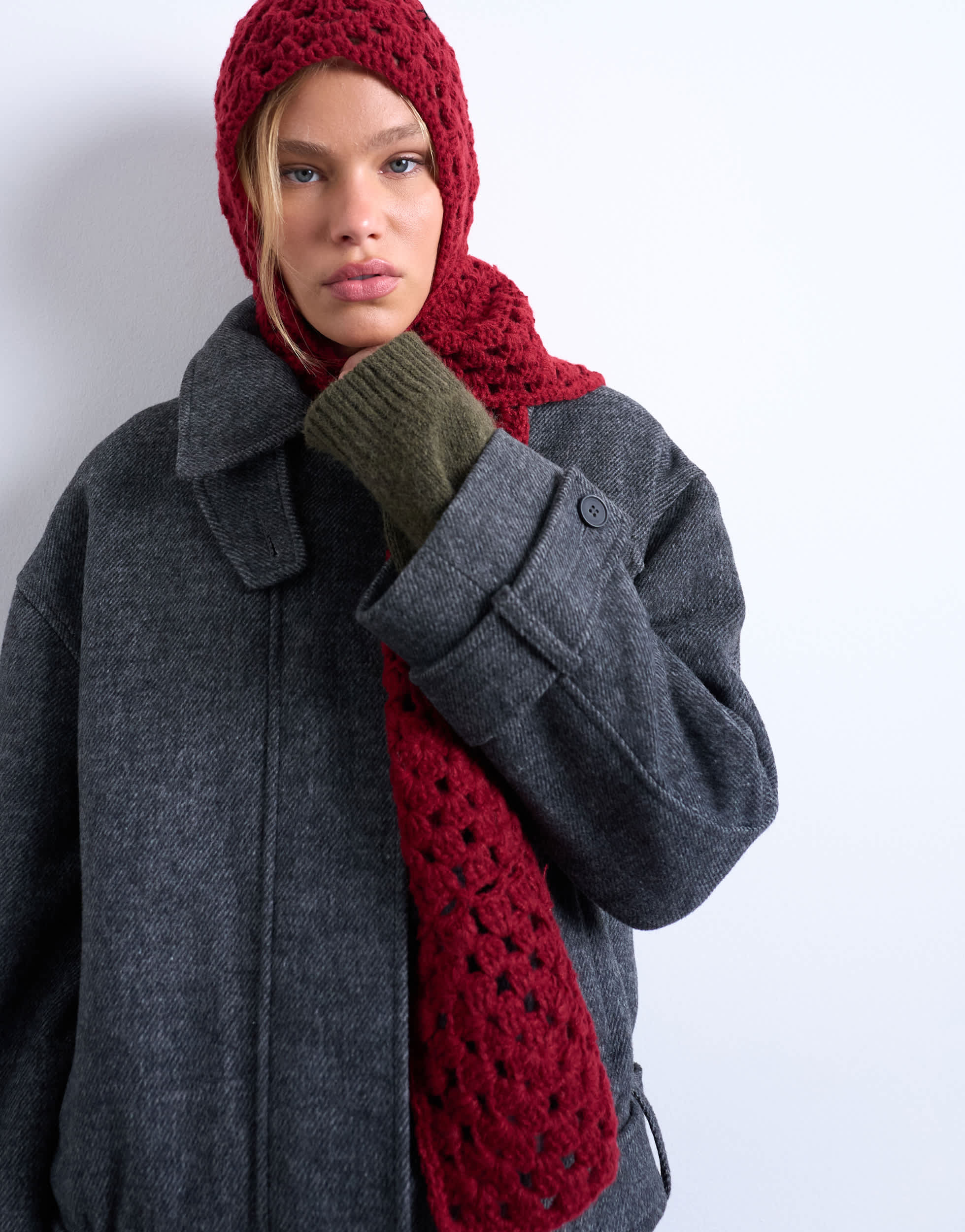 Topshop Häkel-Sturmhaube in Rot