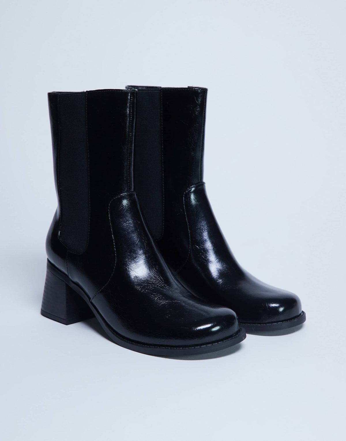 Topshop Myra block heel chelsea boot in black