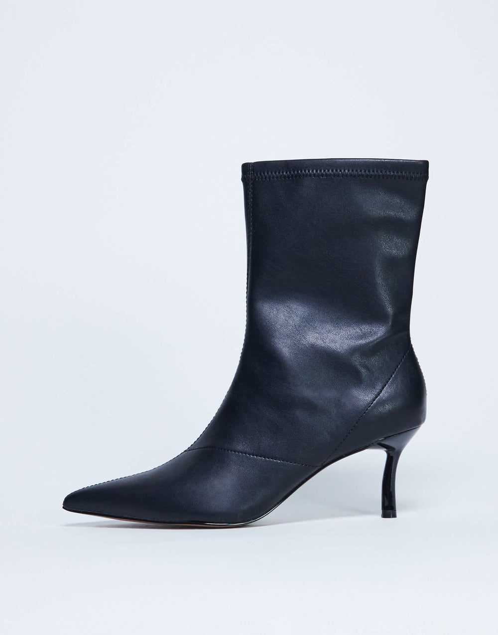 Topshop Pippa Stiefelette mit spitzer Zehenpartie und Stretchanteil in Schwarz