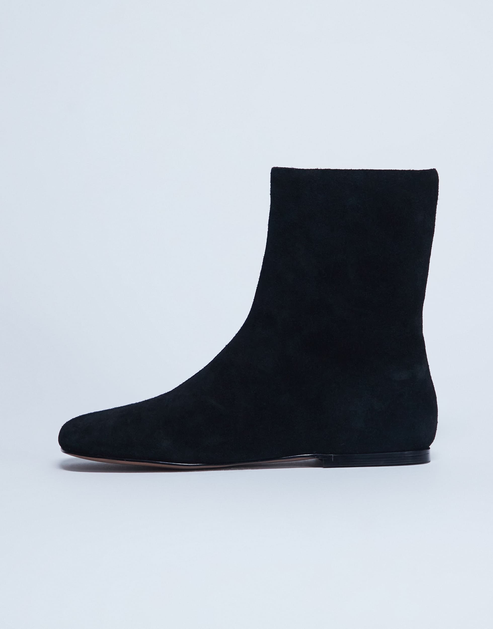 Topshop Peri Stiefelette aus echtem Wildleder mit flacher, eckiger Spitze in Schwarz
