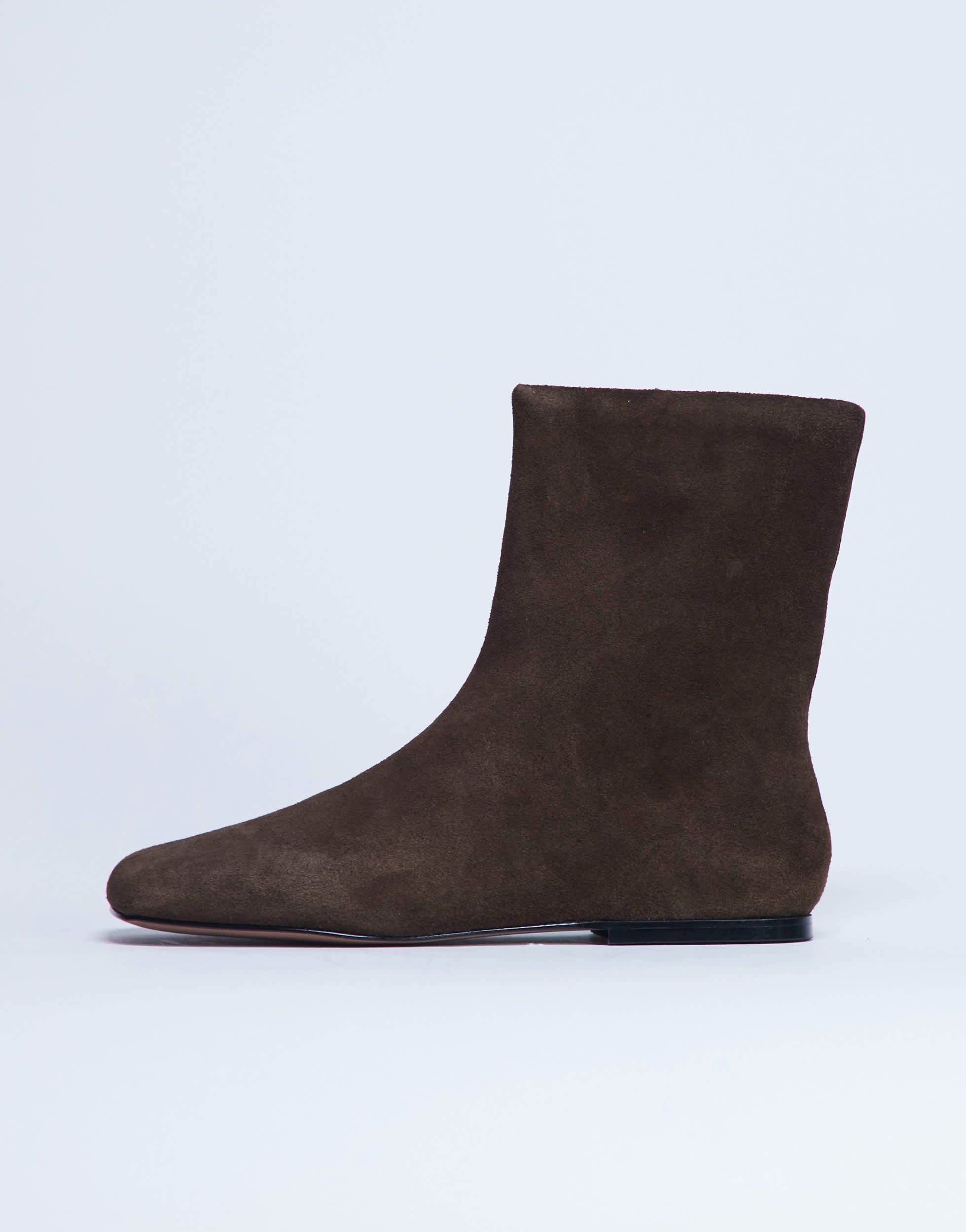 Topshop Peri Stiefelette aus echtem Wildleder mit flacher, eckiger Spitze in Schokoladenbraun