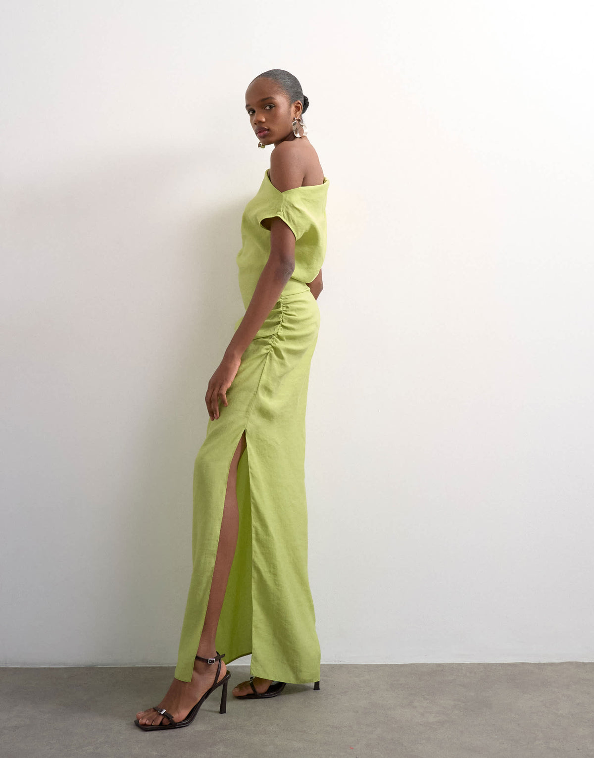 Topshop grown on shoulder midi dress in green