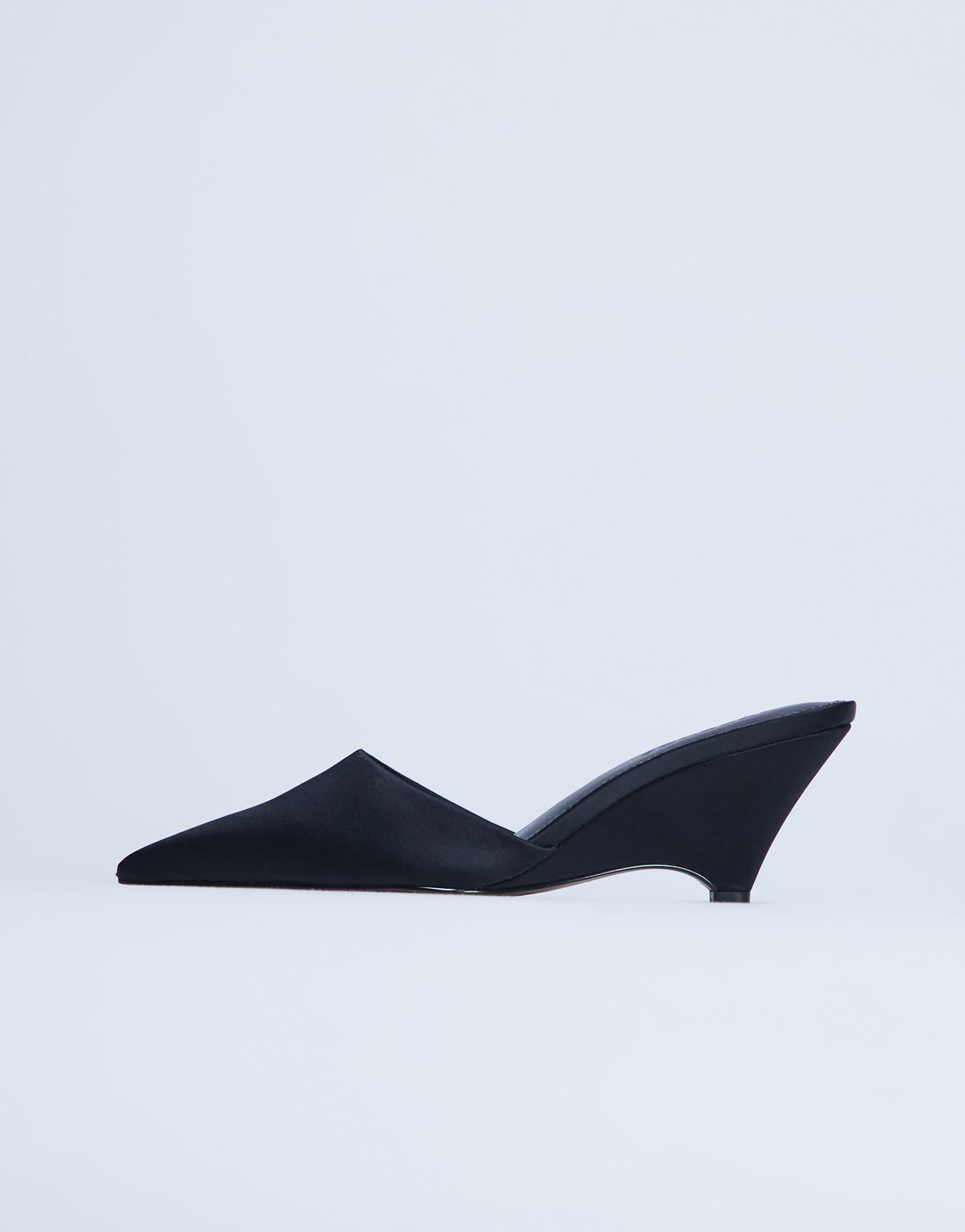 Chaussures compensées Topshop Annie à bout fermé noires