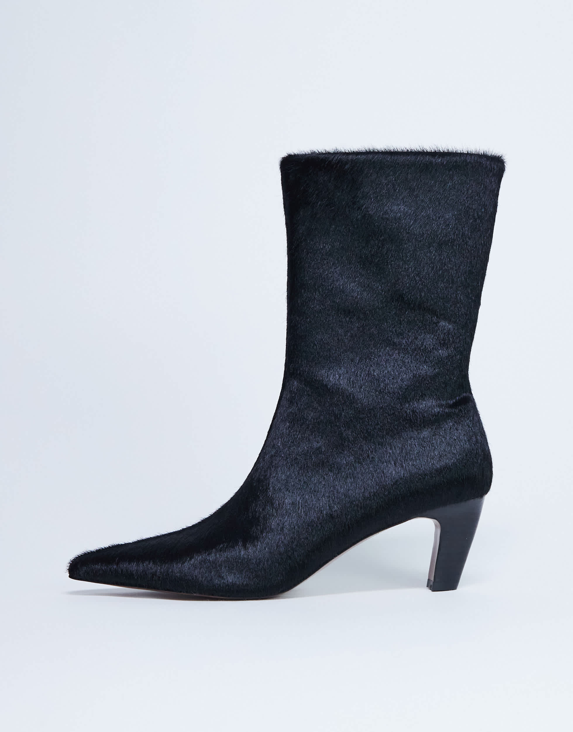 Topshop Poppy Stiefelette mit spitzer Zehenpartie aus schwarzem Echtleder