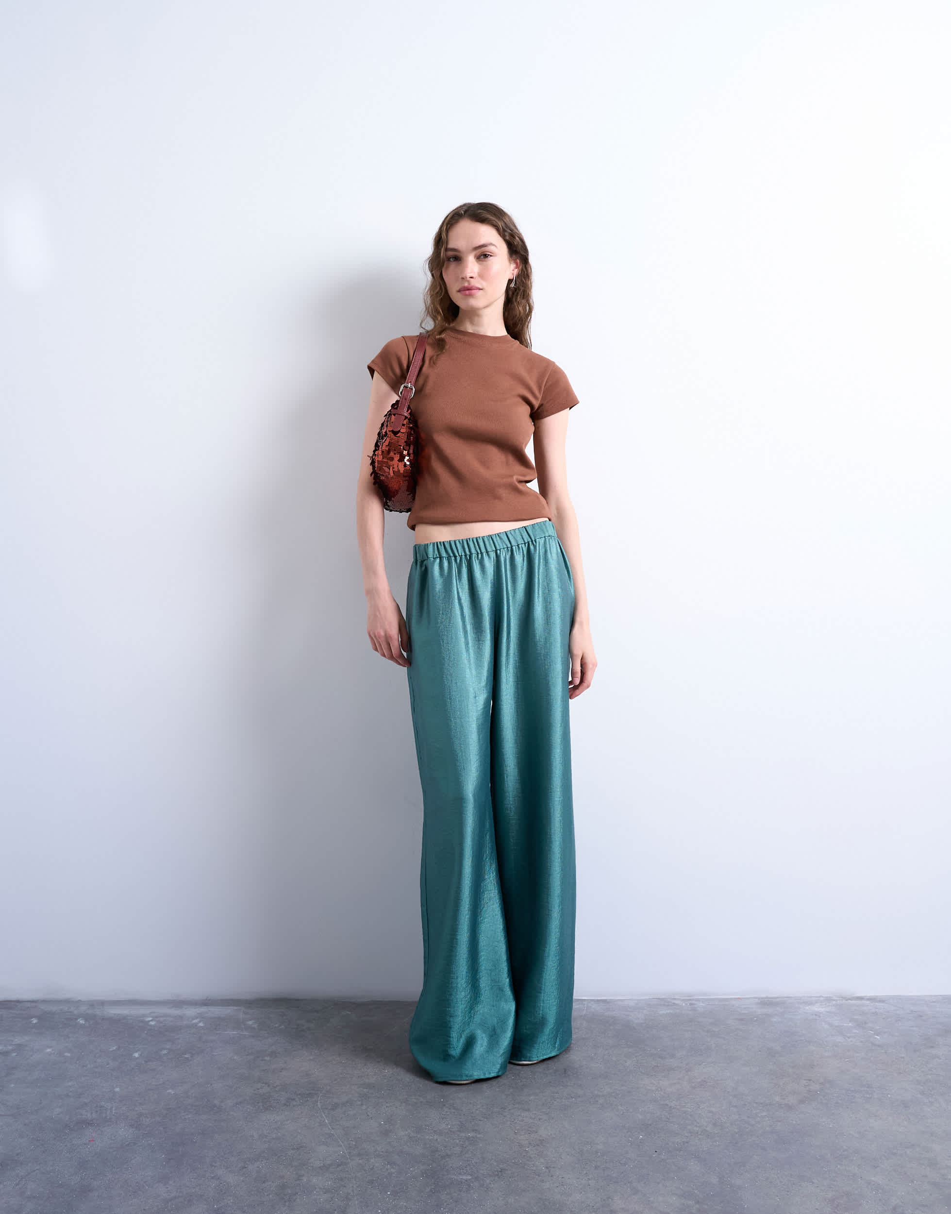 Topshop strukturierte Satinhose mit niedrigem Bund und geradem Bein in Türkis