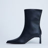 Topshop Nadie Stiefelette mit eckiger Spitze in Schwarz