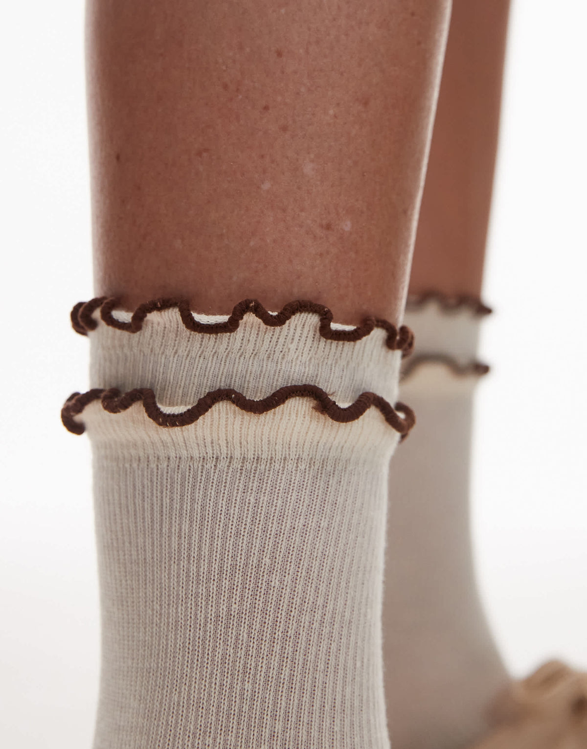 Topshop Daphne double frill sock in buttermilk with choc trim