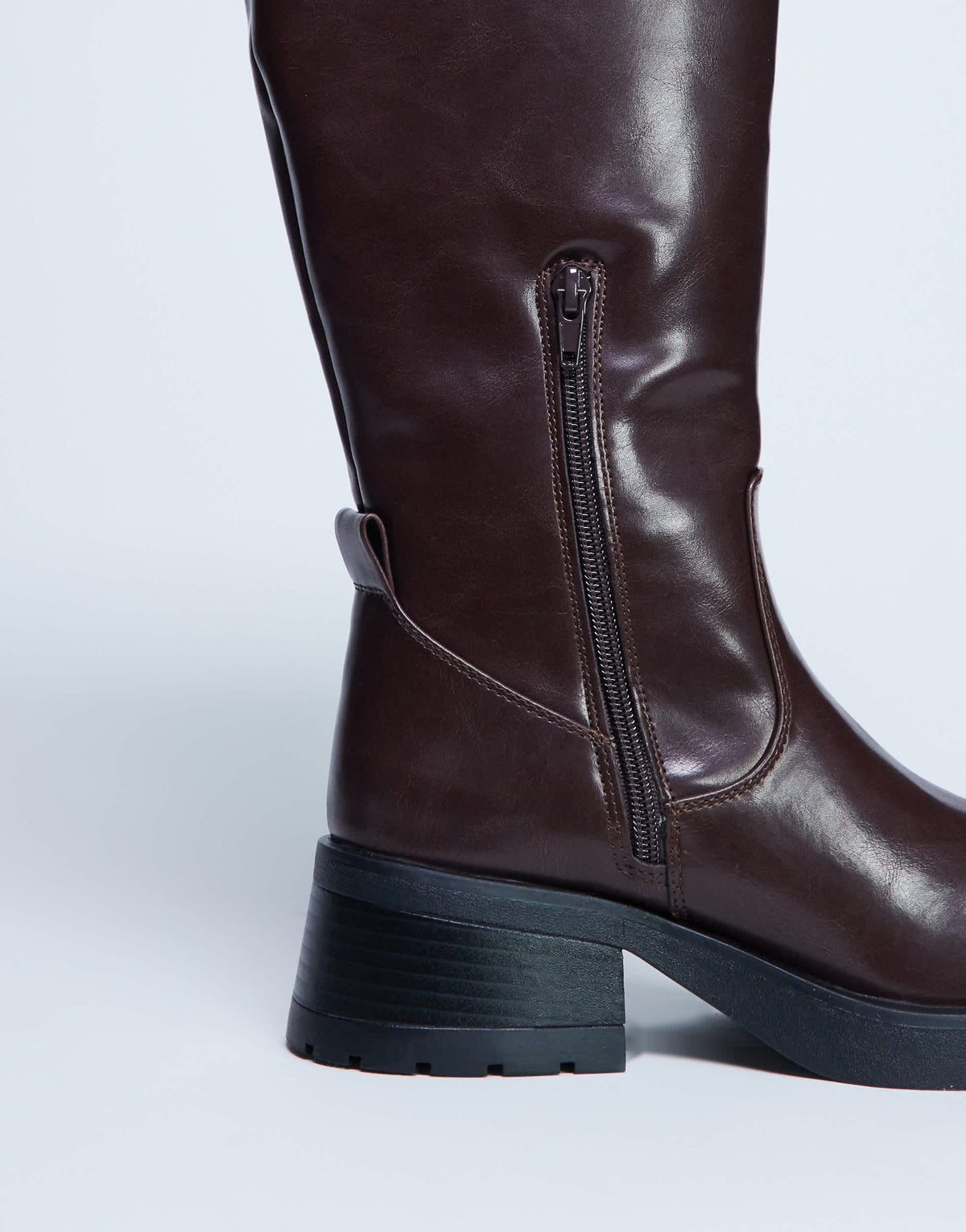 Topshop Rachel knee high chunky heeled boot in chocolate