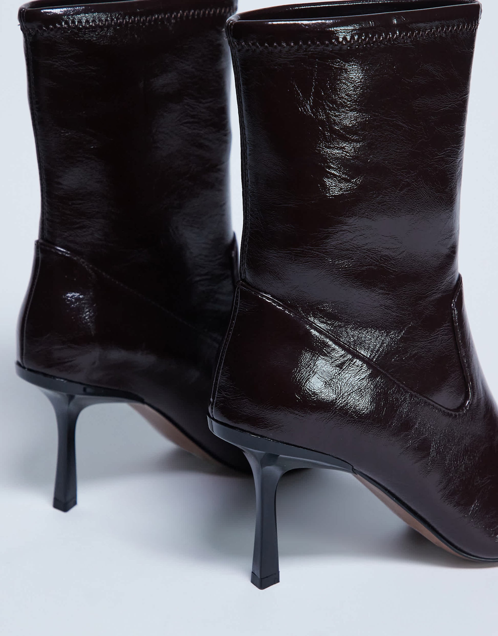 Topshop Noah point toe boot in chocolate