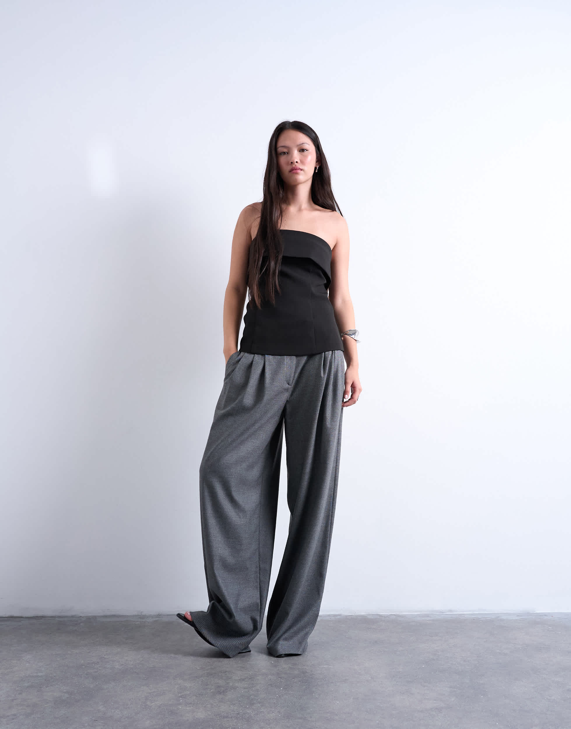 Topshop langes, schwarzes Bandeau-Top mit Faltenverschluss