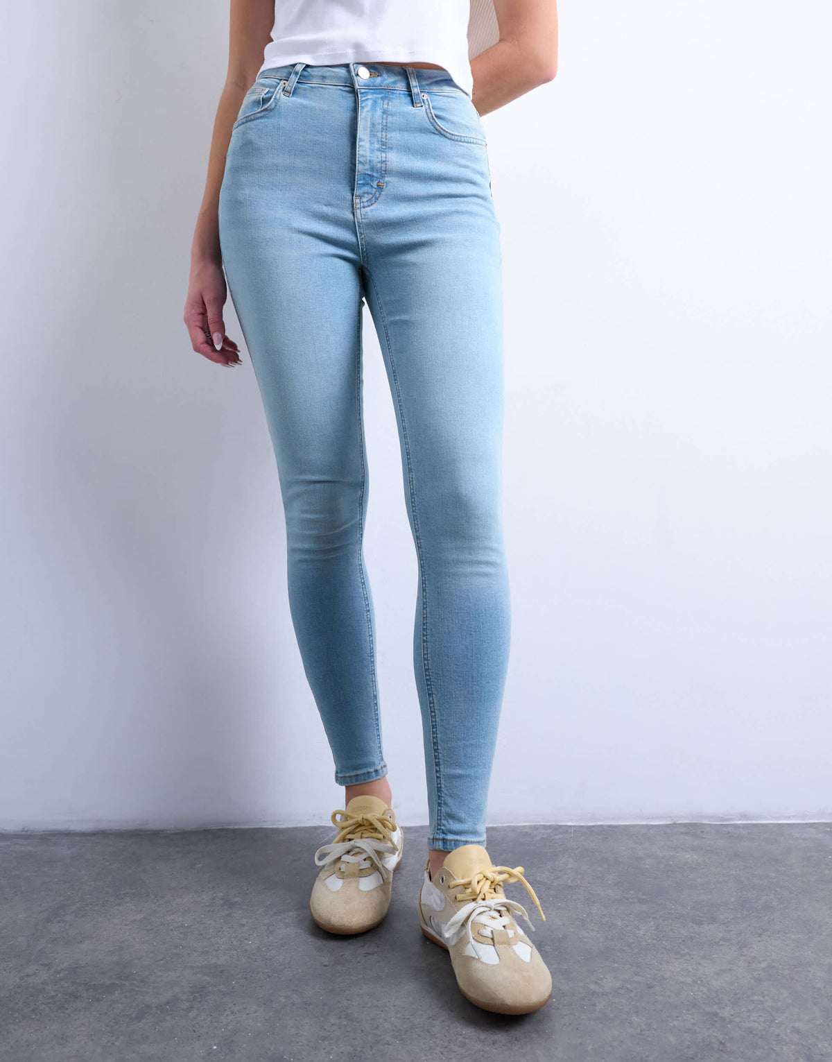 Topshop Hourglass Jamie skinny high rise jean in bleach