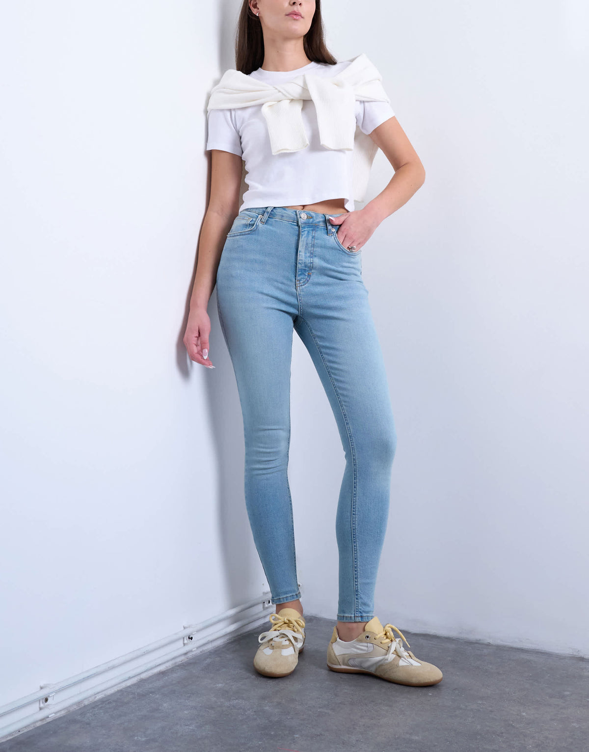 Topshop Hourglass Jamie skinny high rise jean in bleach