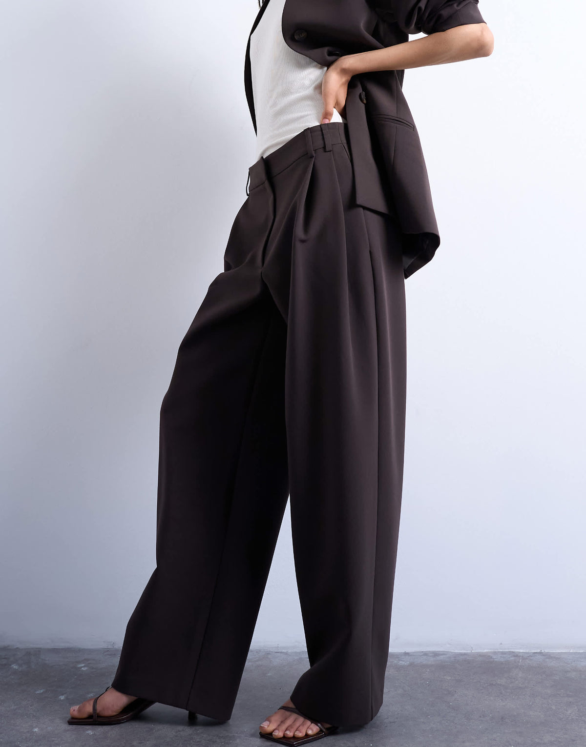 Topshop double pleat suit trouser in brown
