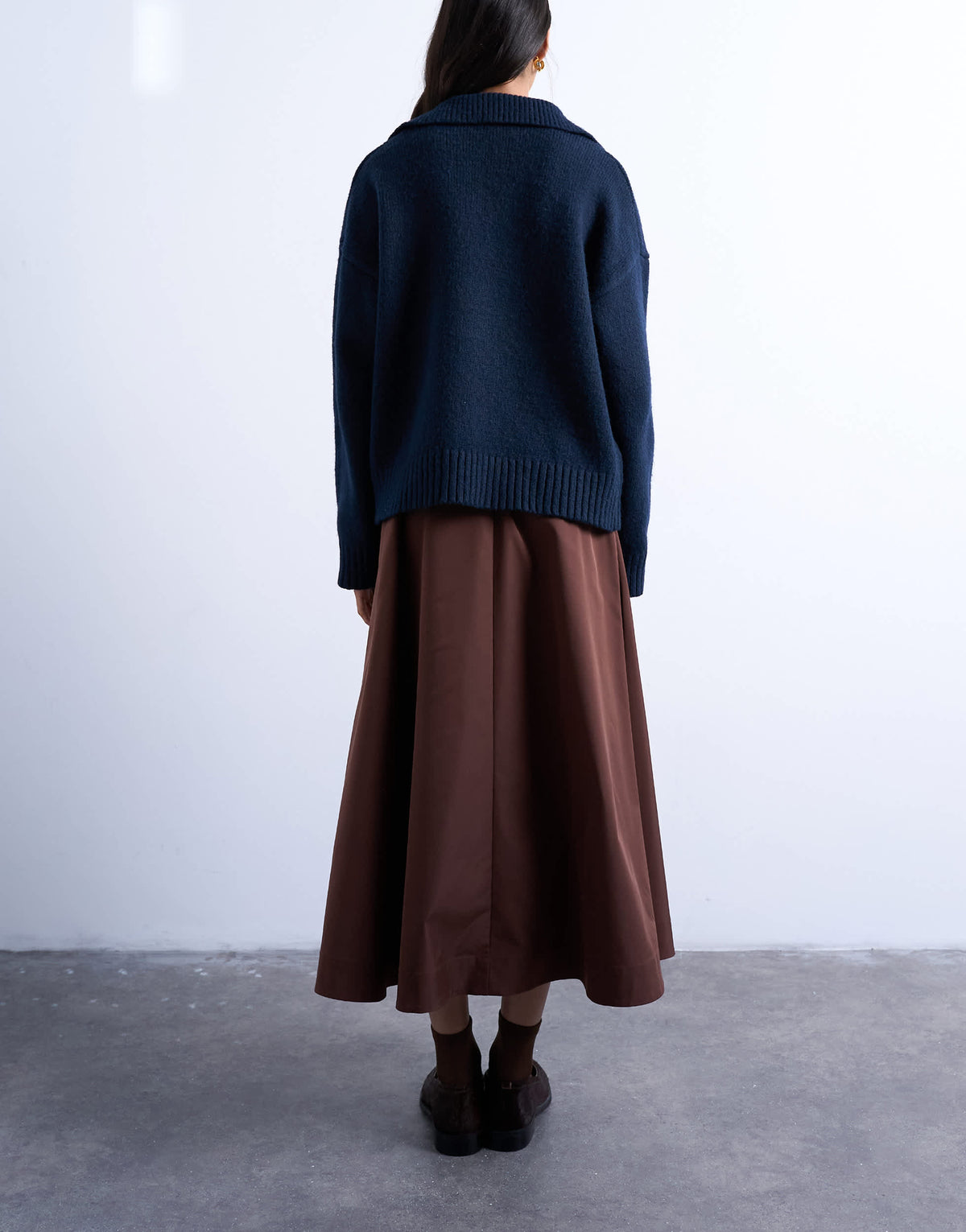 Topshop full circle midi skirt with elasticated waist in chocolate