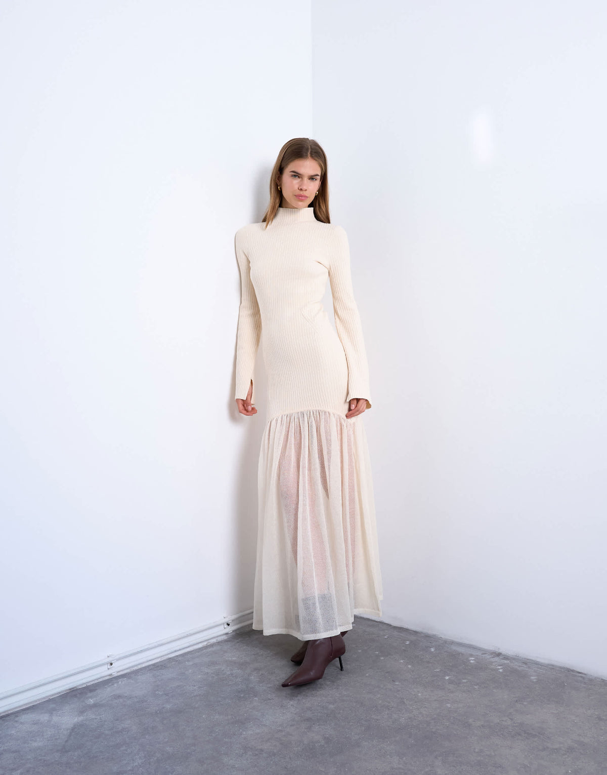 Topshop knitted full skirt dress in ivory
