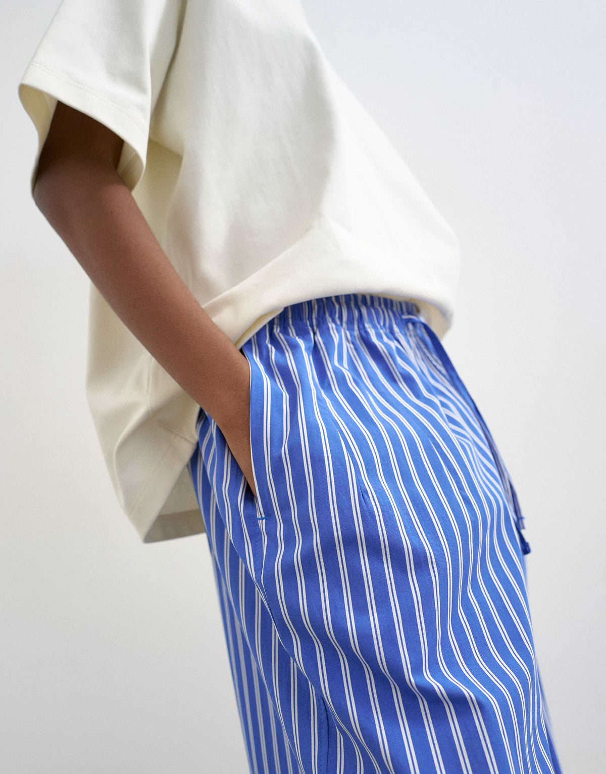 Topshop poplin pull on wide leg trouser in dark blue stripe